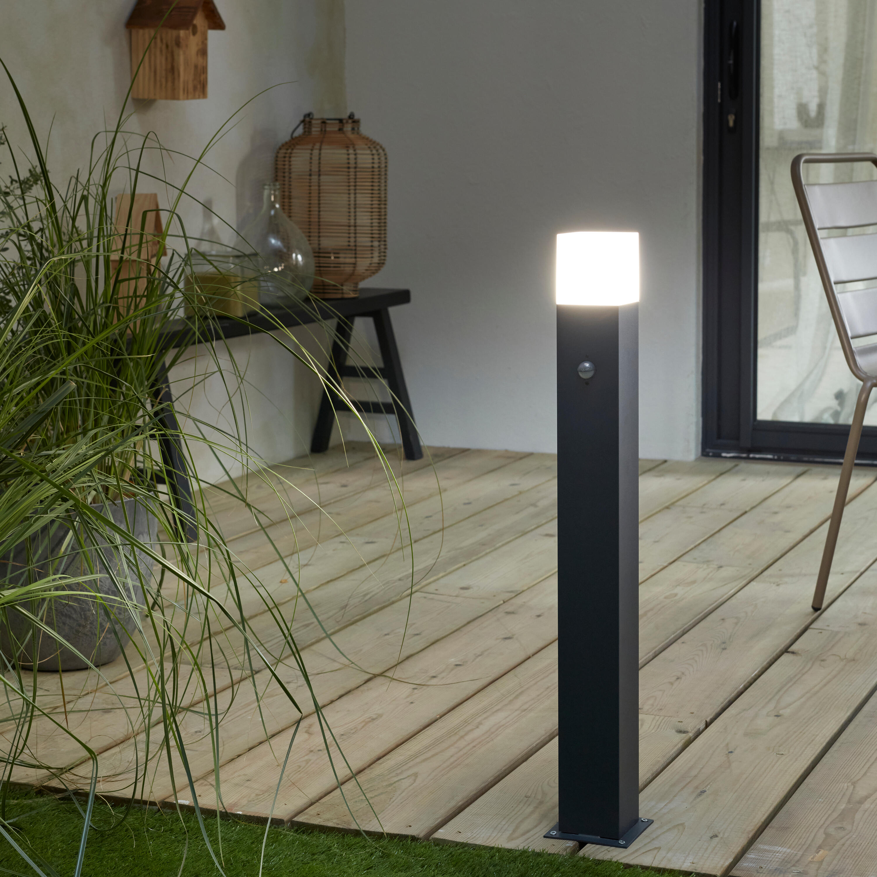 Lampa zewnętrzna ogrodowa słupek Cies z czujnikiem E27 75 cm czarny IP54 Inspire