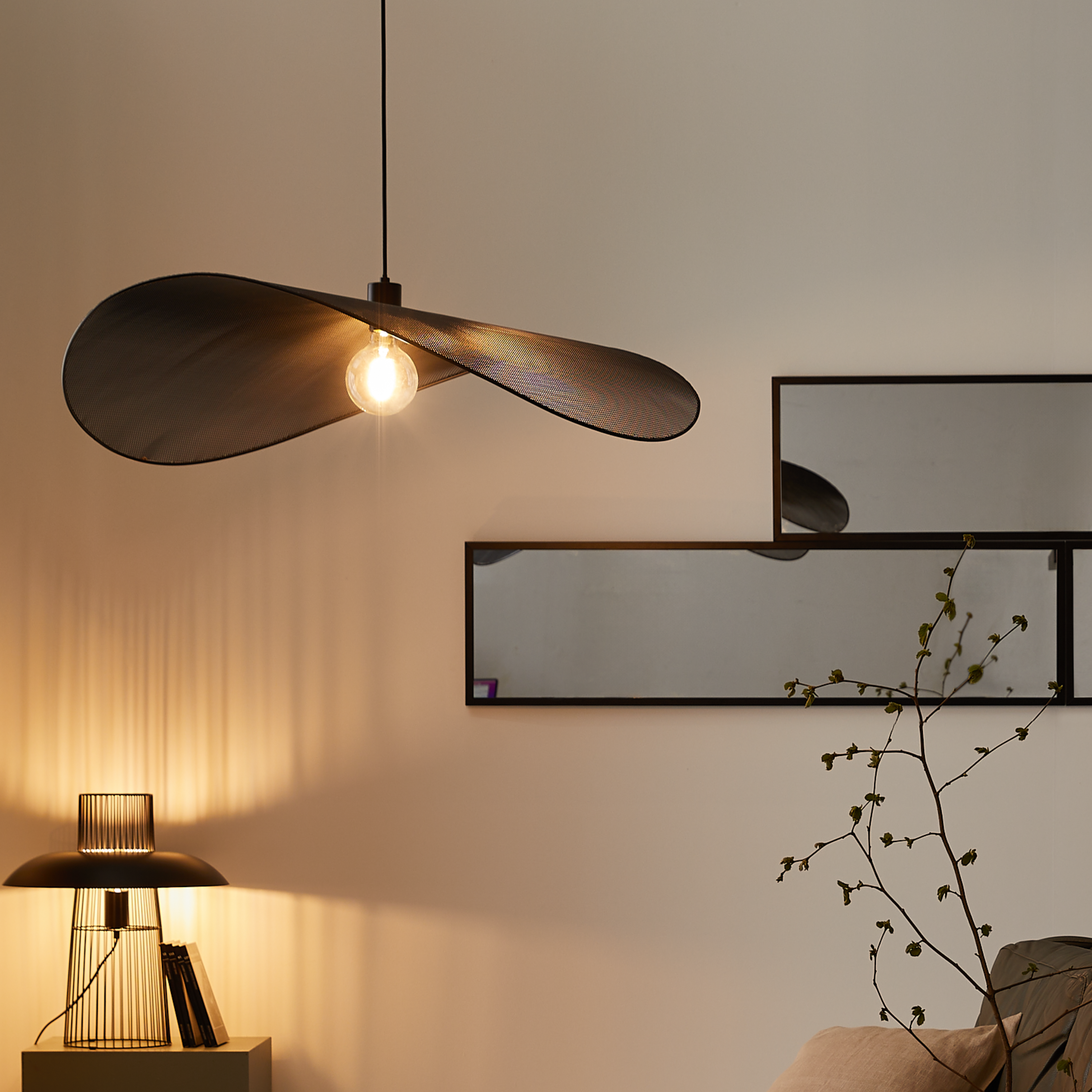 Lampa wisząca Valsa czarna E27 Inspire