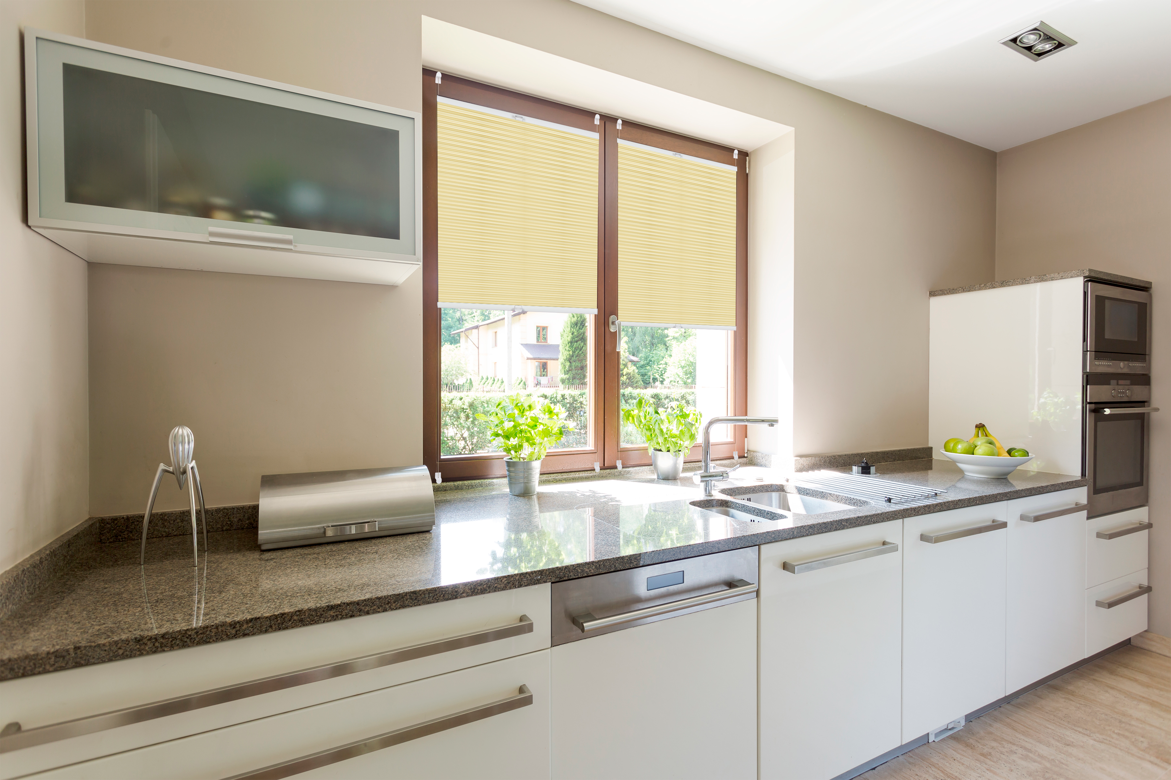 Roleta plisowana Metallic Ecru 74 x 140 cm z połyskiem