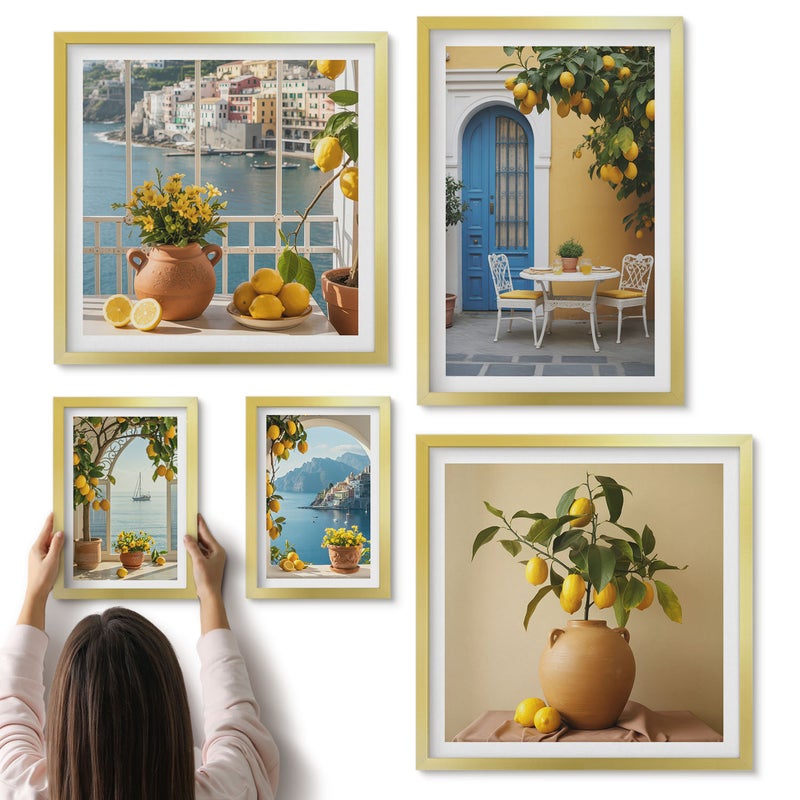 Galeria ścienna 5-częściowy komplet obrazów w złotych ramach - Cytrynowe inspiracje w słonecznym stylu śródziemnomorskim - ArtPrintCave