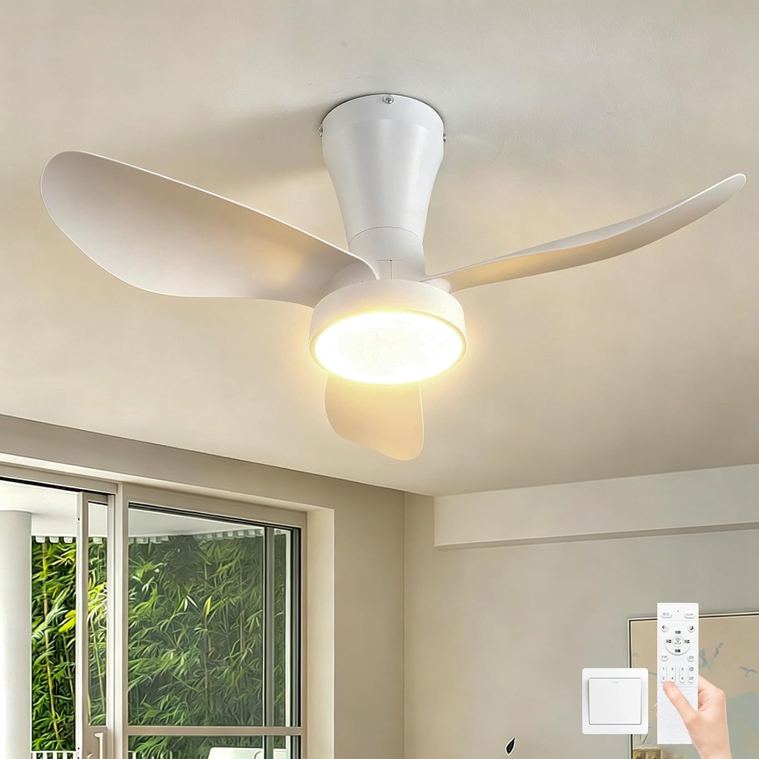 Wentylator sufitowy LED do sypialni, 82 cm, 6 prędkości, biały, cichy wentylator sufitowy ze światłem i pilotem, nowoczesna lampa ściemnialna