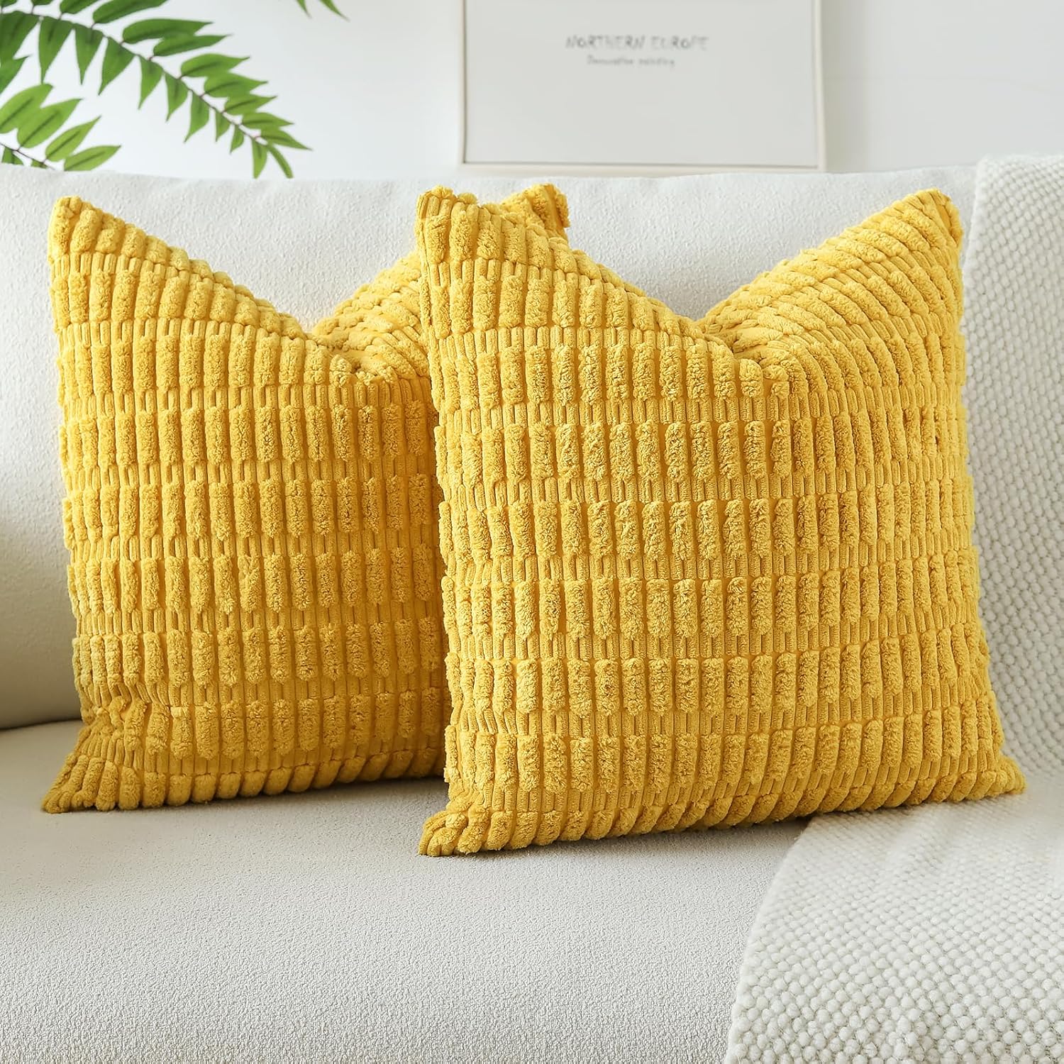 Zestaw 2 dekoracyjnych poszewek na poduszki z aksamitnego sztruksu do dekoracji wnętrz, 45x45 cm (żółty musztardowy)