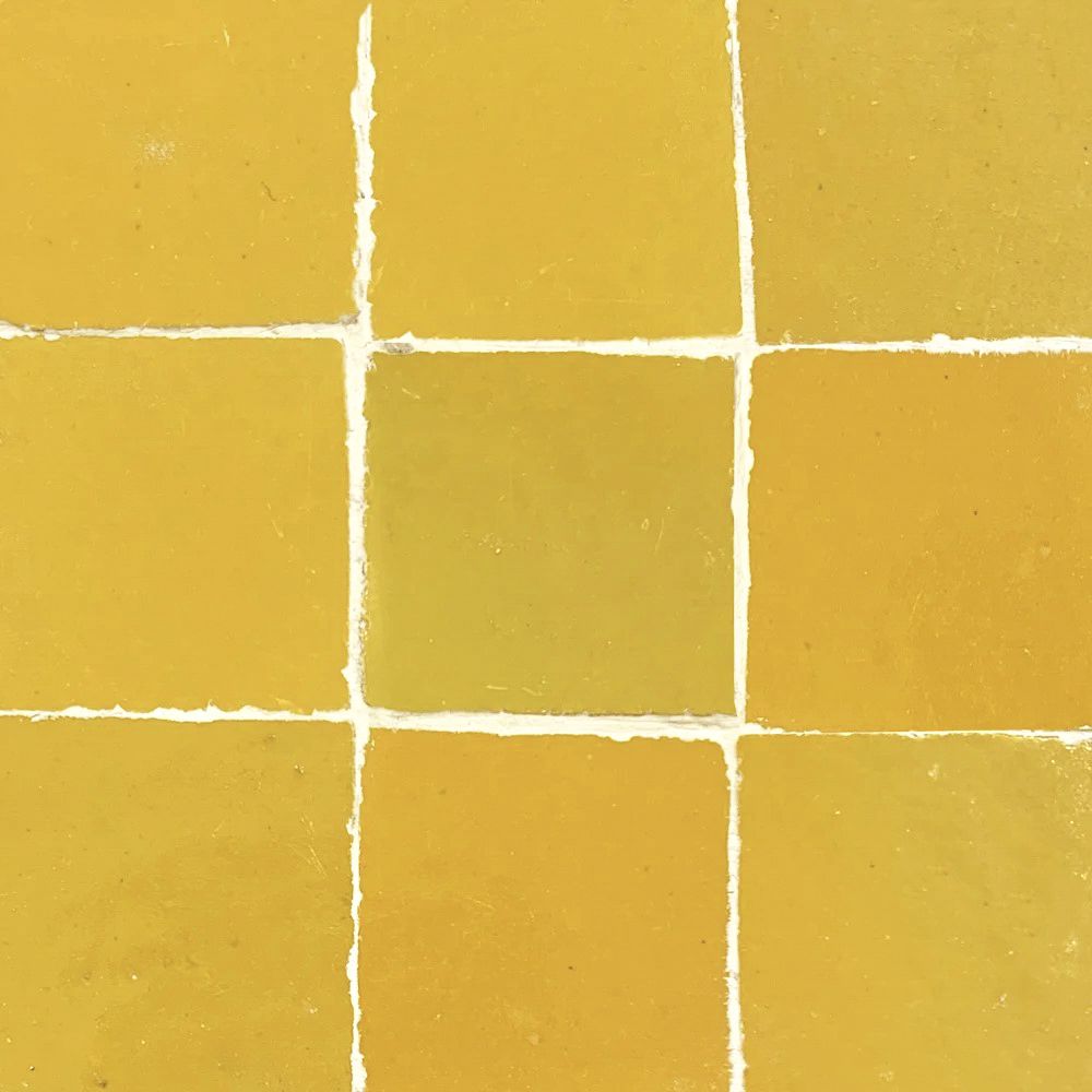 Zellige "Mango" – patchwork płytek Zellige w kolorze gialle 10×10 cm – 100 szt., 1 m² – płytki ścienne do łazienek i kuchni.