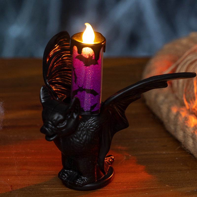 Fioletowa świeca LED na Halloween podstawką kształcie nietoperza gotyckie światło bez płomienia dekoracja imprezę pomieszczeniu upiorny dodatek stół