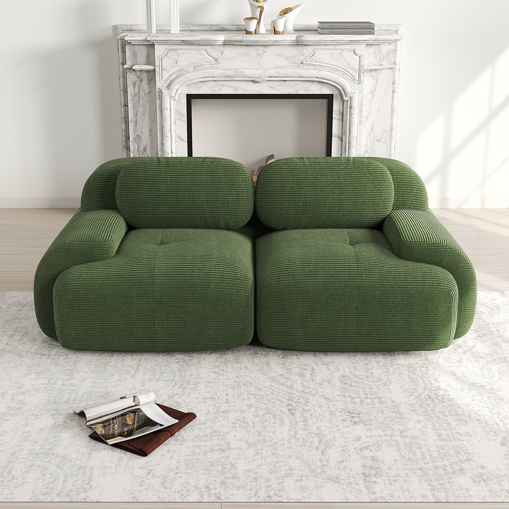 Dwuosobowa sofa z sztruksu o długości 82 cali, z zakrzywionymi podłokietnikami i antypoślizgową podstawą, zielona