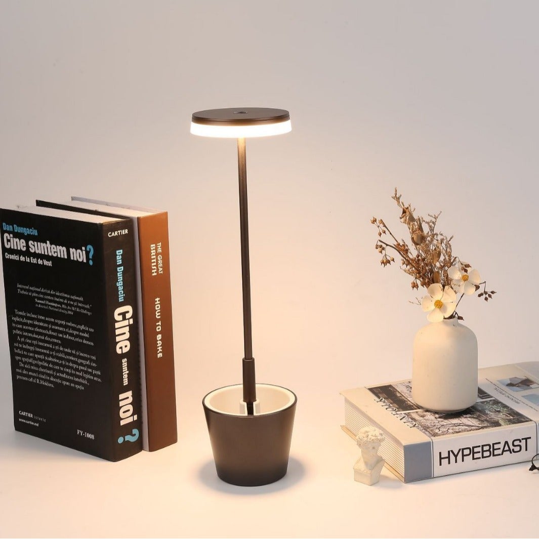 Bezprzewodowa lampka biurkowa, lampka biurkowa z funkcją dotykową, lampka biurkowa z trójkolorowym oświetleniem, kolor kawowy