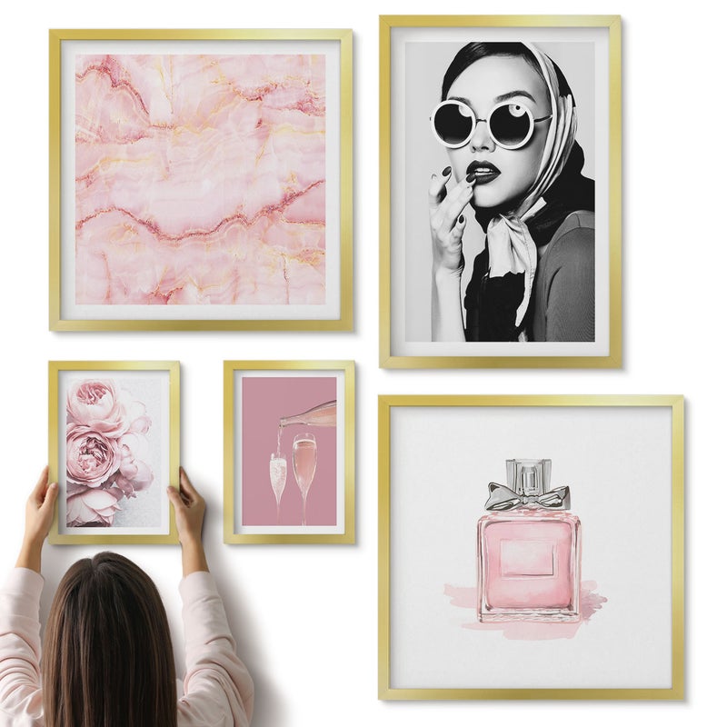 Galeria ścienna 5-częściowy komplet obrazów w złotych ramach - Stylowe akcenty w odcieniach różu i elegancji - ArtPrintCave