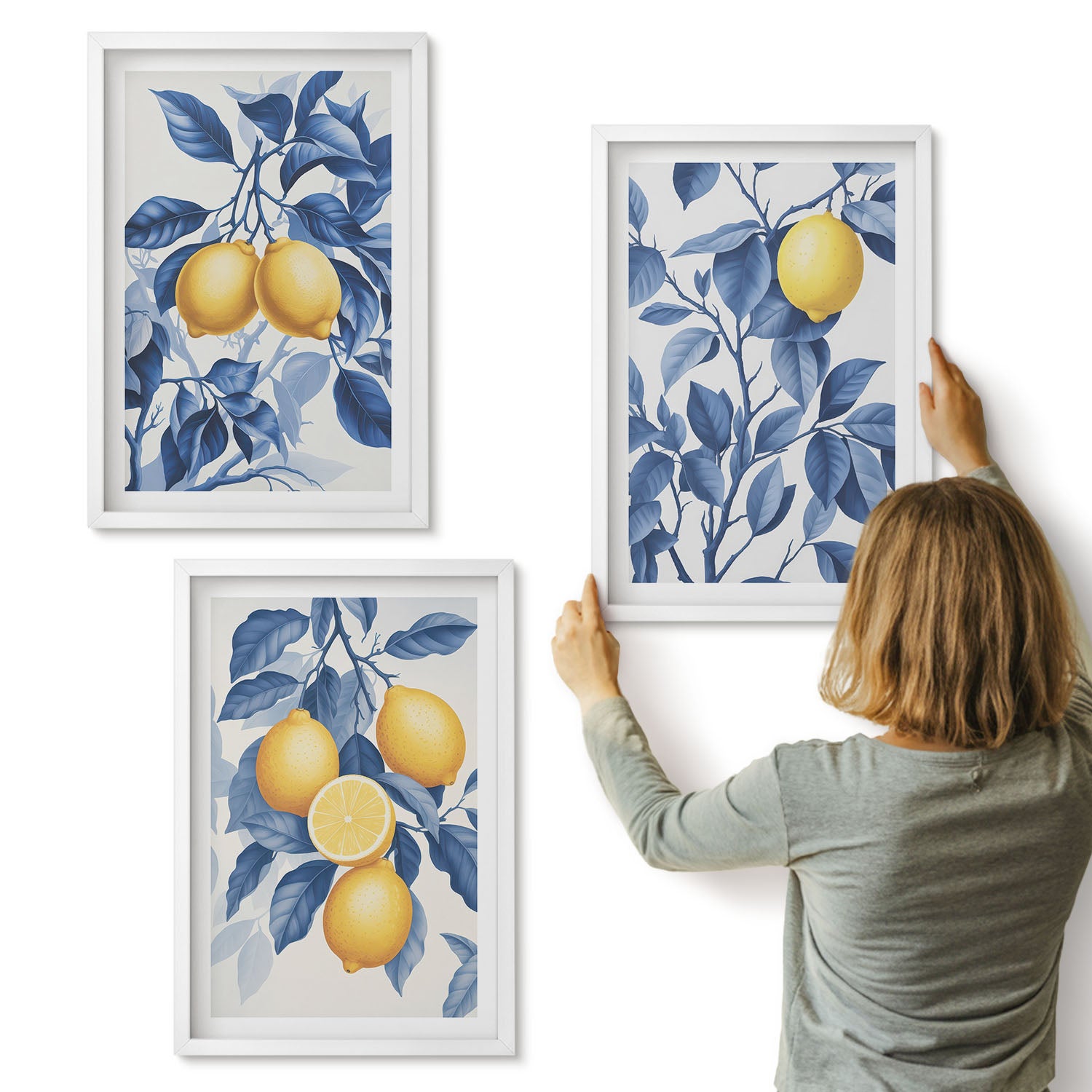 Galeria ścienna 3-częściowy komplet obrazów w białych ramach - Cytryny na gałęziach z niebieskimi liśćmi - ArtPrintCave