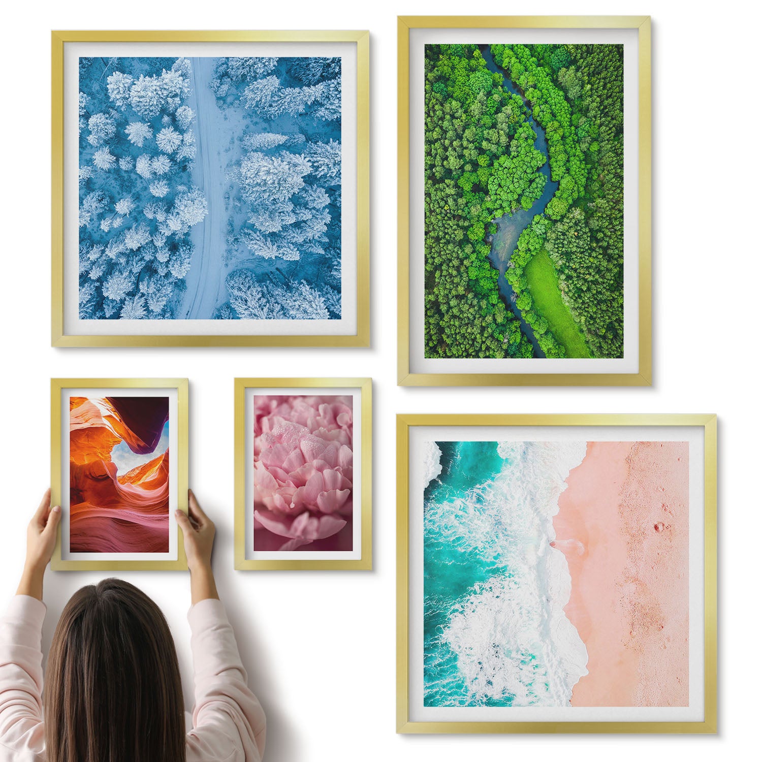 Galeria ścienna 5-częściowy komplet obrazów w złotych ramach - Naturalne krajobrazy zieleni w harmonijnym zestawieniu - ArtPrintCave