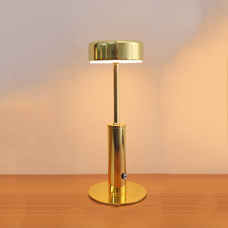 Kreatywna lampka biurkowa lampa dekoracyjna lampka biurkowa z możliwością ładowania elektroforetyczne złoto trójkolorowe oświetlenie kabel ładowania
