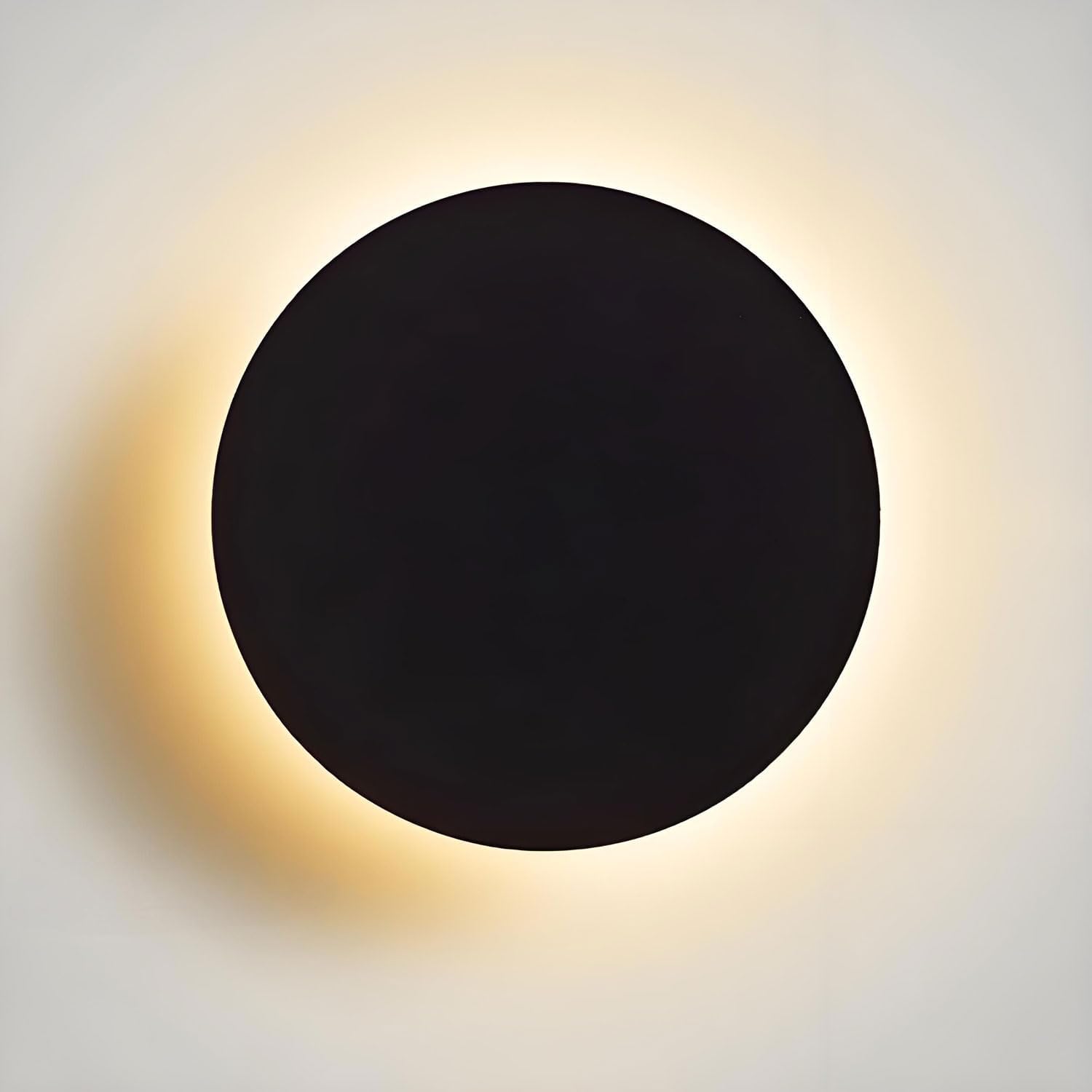 Kinkiet LED, 13 cm, ciepłe białe światło 3000K, klosz okrągły, czarny, odpowiedni do sypialni, przedpokoju i przejść.