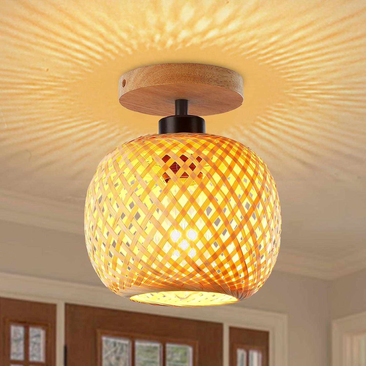 Półwpuszczana lampa sufitowa w stylu boho, wykonana ręcznie z bambusa, z abażurem z rattanu, rustykalne oświetlenie odpowiednie do sypialni.