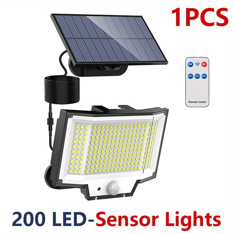 Zewnętrzna lampa ogrodowa solarna 200 diod LED 2000 lm, czujnik IP65, kąt świecenia 270°, 3 tryby oświetlenia, reflektor [klasa energetyczna E]