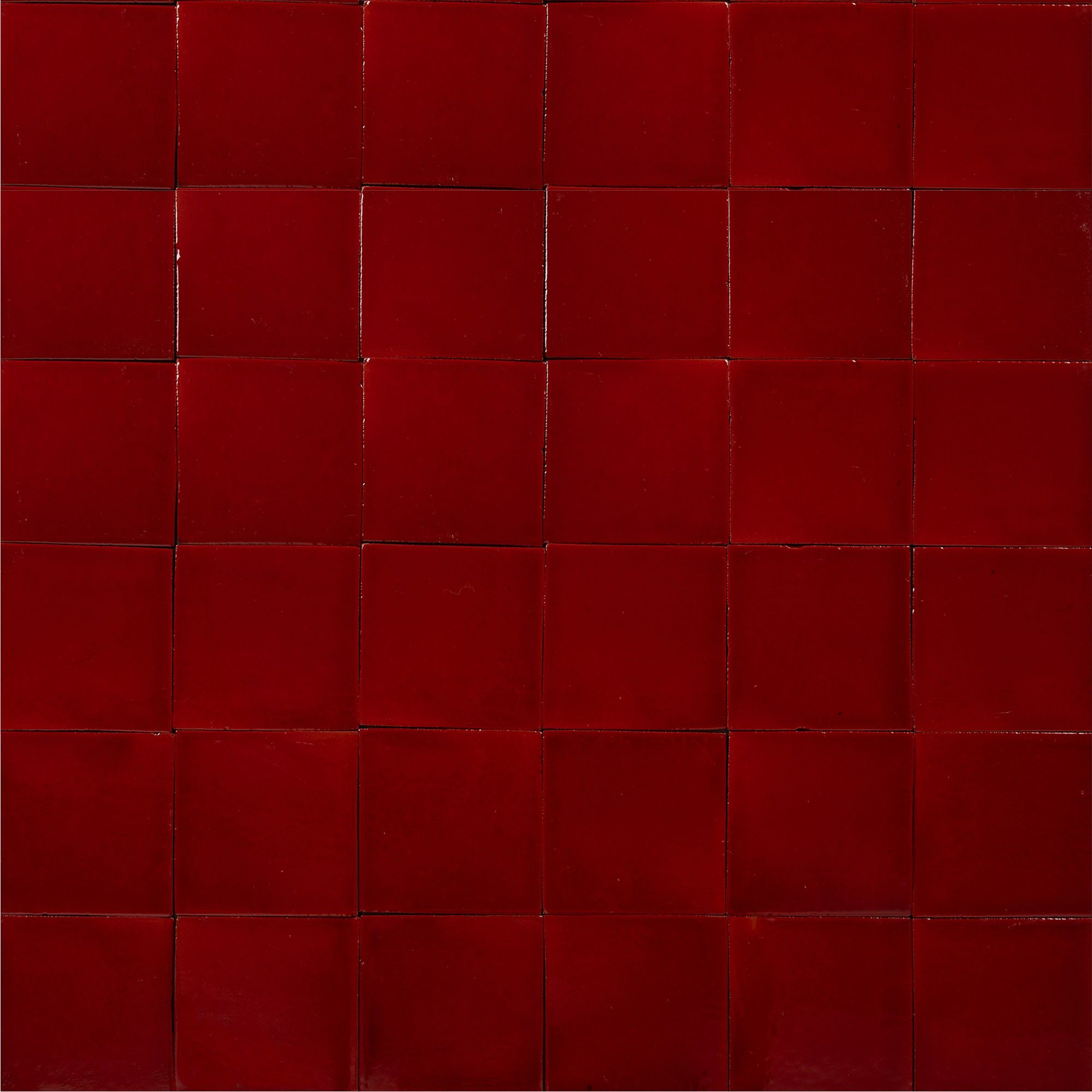 Płytki ceramiczne 10,5×10,5 cm jednokolorowe w kolorze rosse – Rojo Cereza – 90 sztuk – do łazienki, kuchni, salonu.
