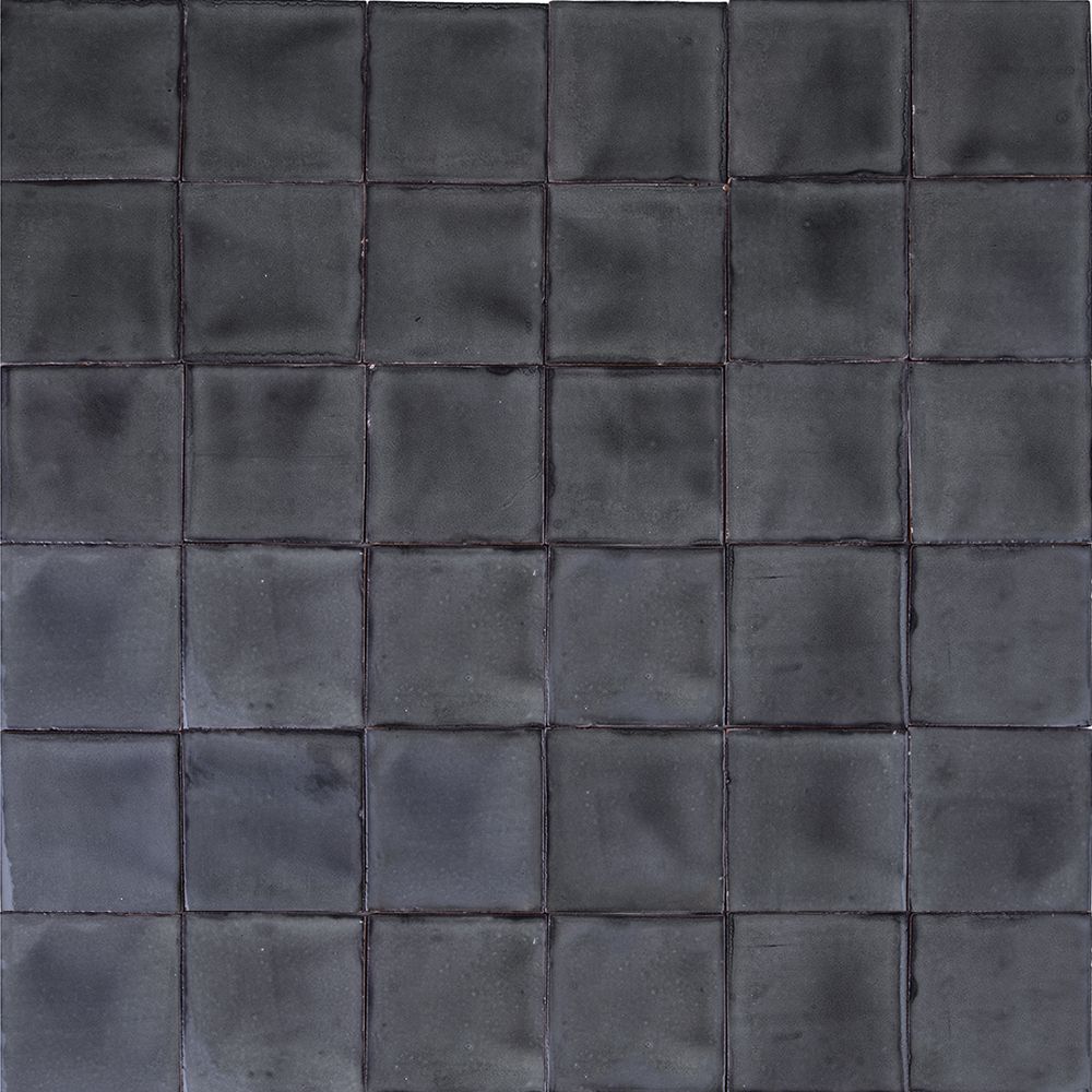 Płytki ceramiczne 10,5×10,5 cm jednokolorowe w kolorze grigie – Gris Deslavado – 90 sztuk – do łazienki, kuchni, salonu.