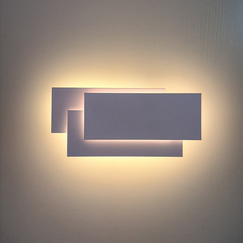 Biała lampa ścienna LED do wnętrz, 12 W, prosta konstrukcja, odpowiednia do korytarzy, klatek schodowych, salonów i sypialni (ciepłe światło).