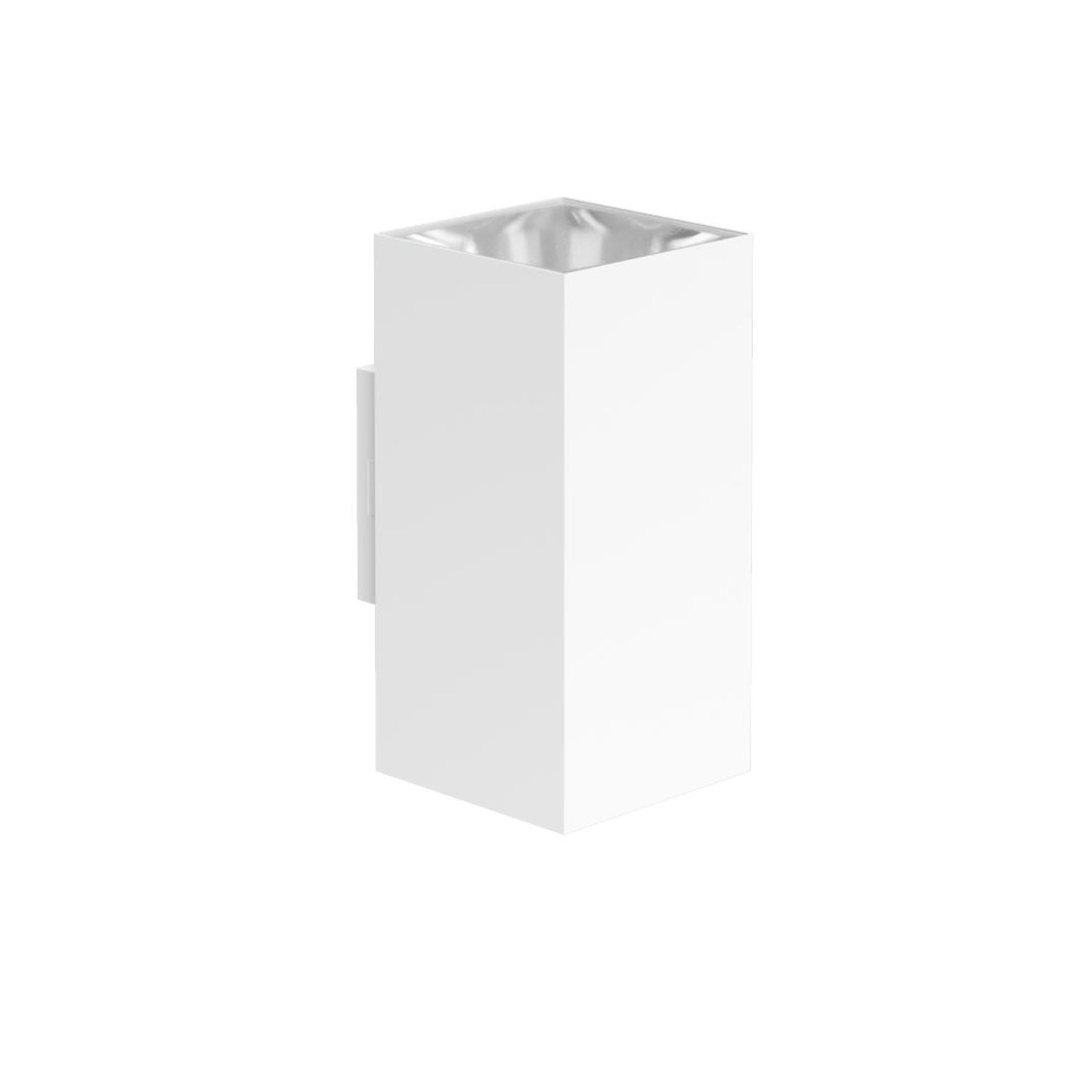 SUNSET SQ 16 - 16W IP65 Kwadratowa lampa ścienna LED z technologią przełącznika CCT 2700K/3200K/4000K Matowa biel - Beneito & Faure