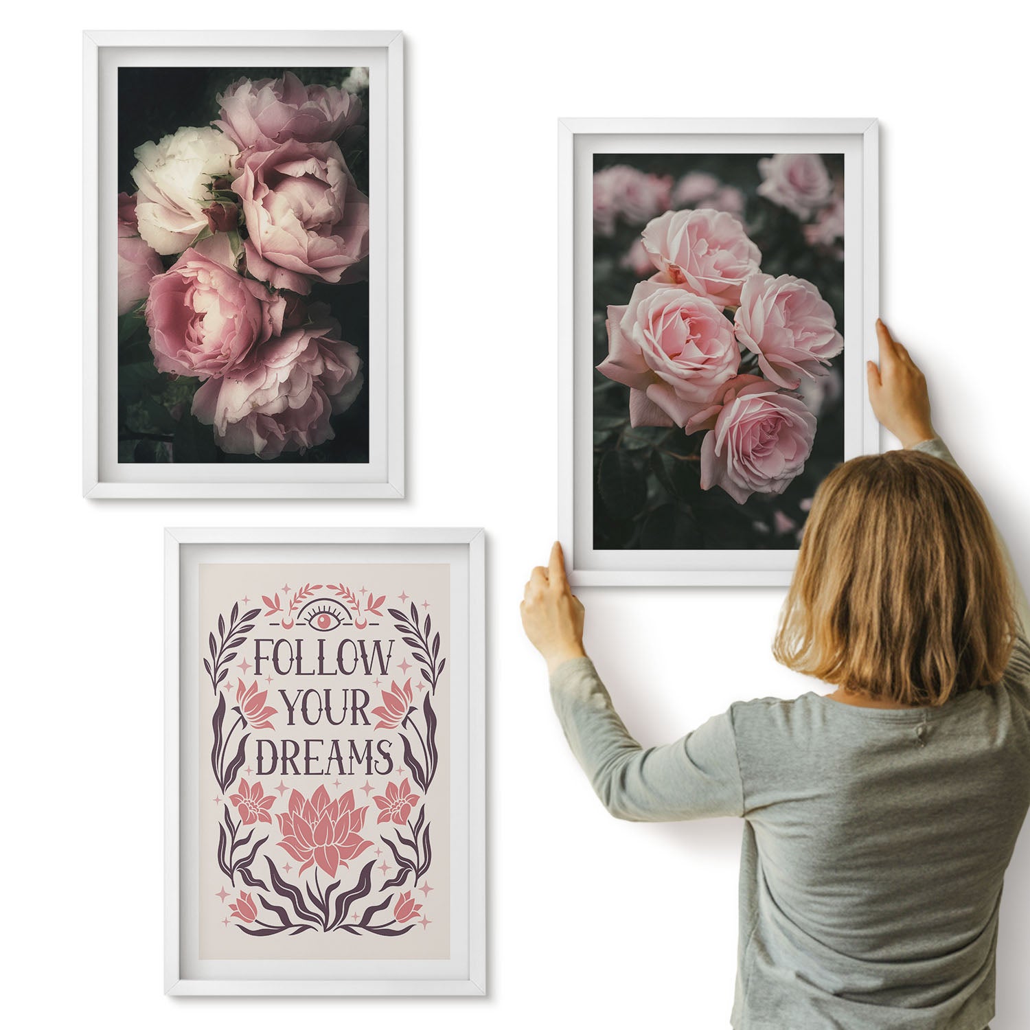 Galeria ścienna 3-częściowy komplet obrazów w białych ramach - Vintage róże z napisem o marzeniach - ArtPrintCave