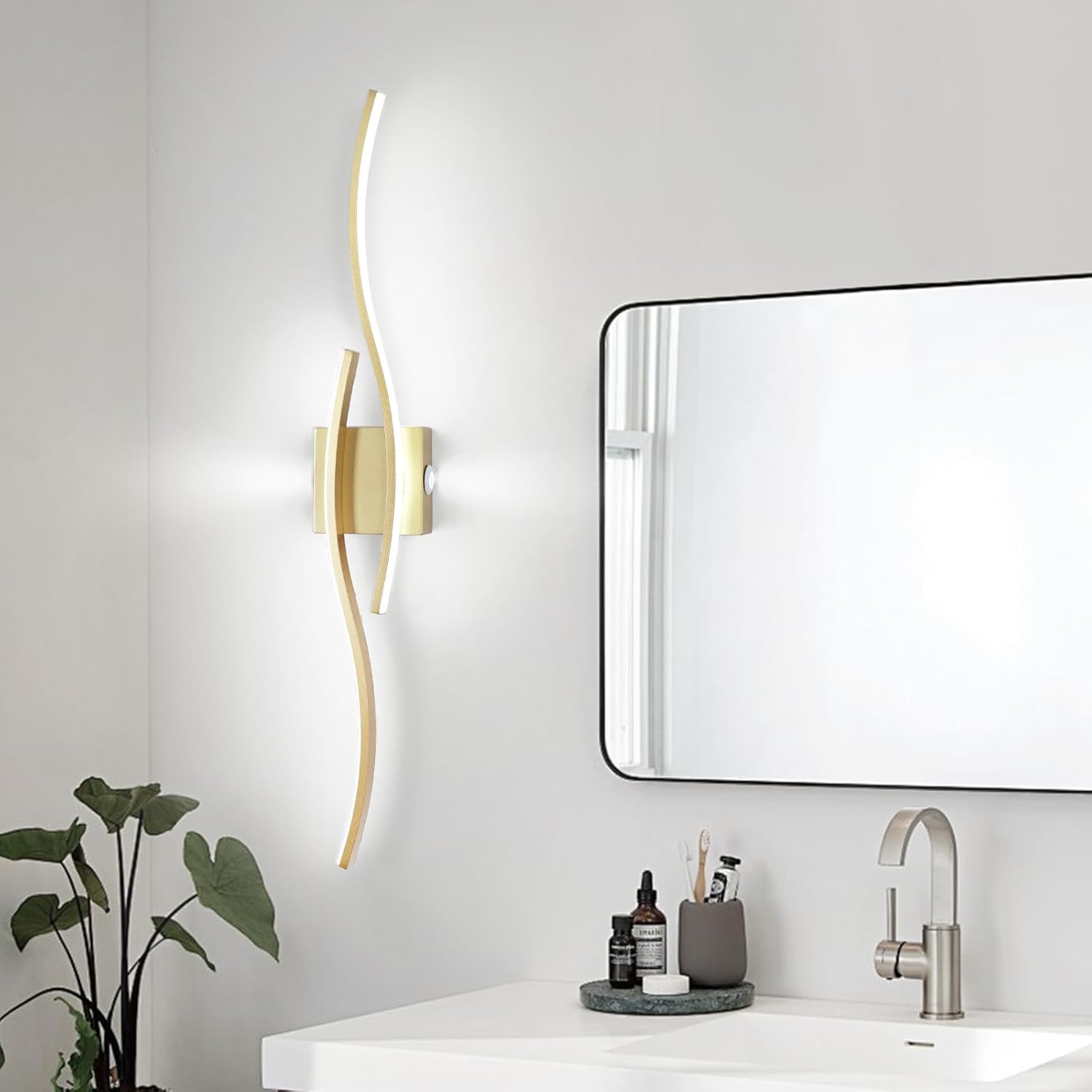 Złoty, zakrzywiony, nowoczesny kinkiet, lampka nocna, kinkiet LED 60 cm, lampka nocna, lampa dekoracyjna do salonu – Światło białe
