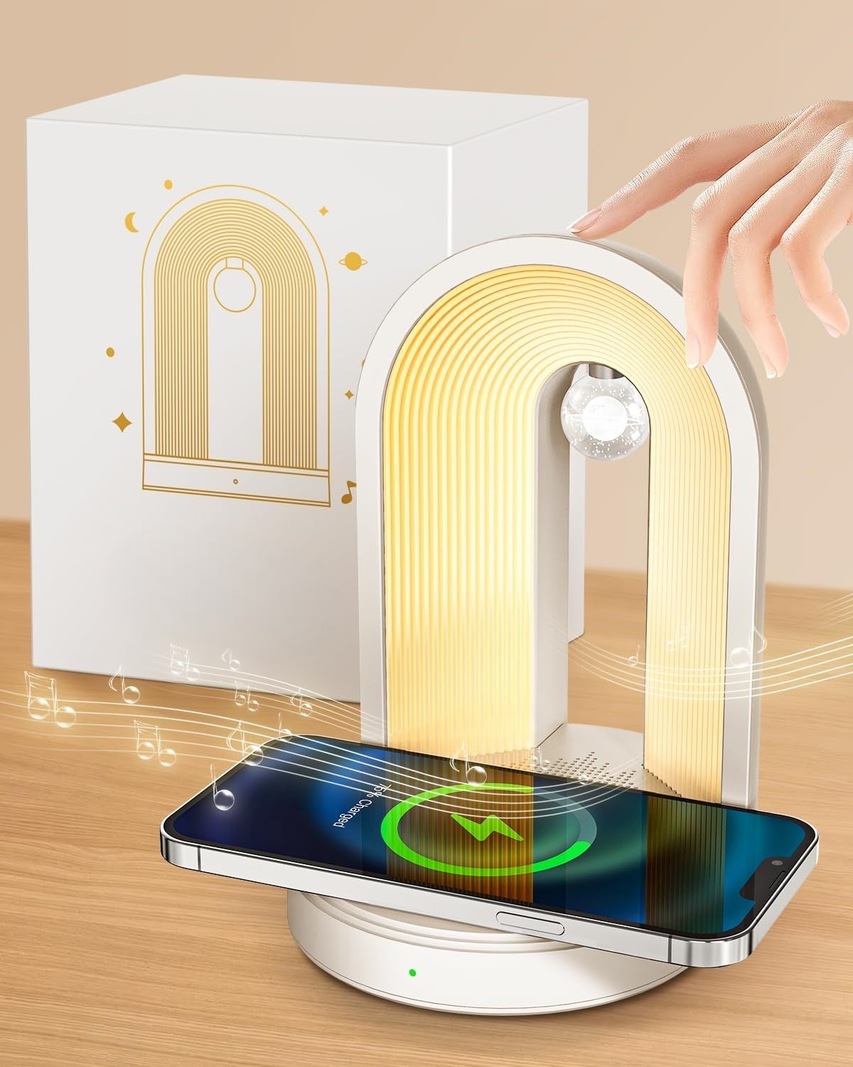 Ta lampka nocna 3 w 1 łączy w sobie muzykę, głośnik Bluetooth, bezprzewodową ładowarkę oraz wrażliwą na dotyk, ściemnialną konstrukcję.