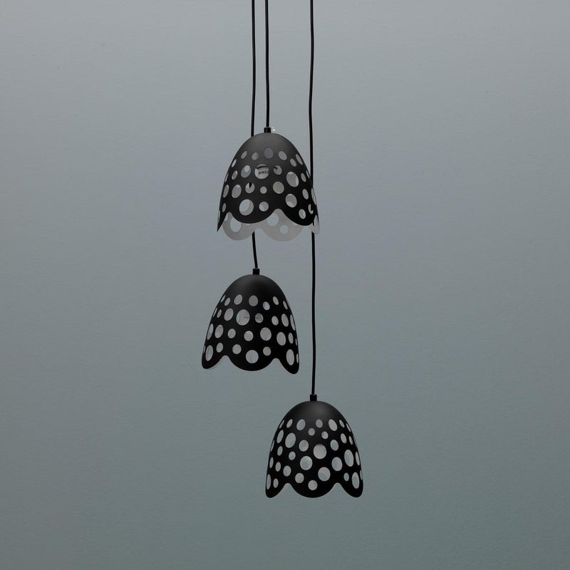 Lampa wisząca Bells, minimalistyczny design, czarny metal, gniazdo E27, maks. 40 W, średnica 19,5 cm, regulowana wysokość – Bells