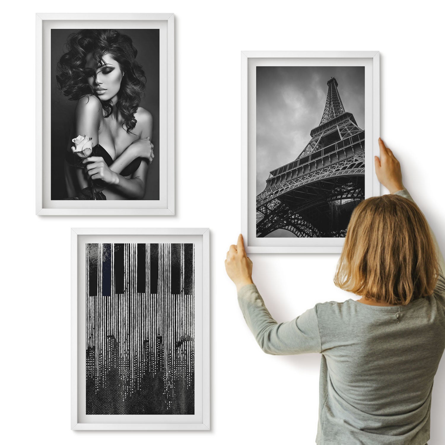 Galeria ścienna 3-częściowy komplet obrazów w białych ramach - Portret kobiety z różą wieża Eiffla i wzór pianina - ArtPrintCave