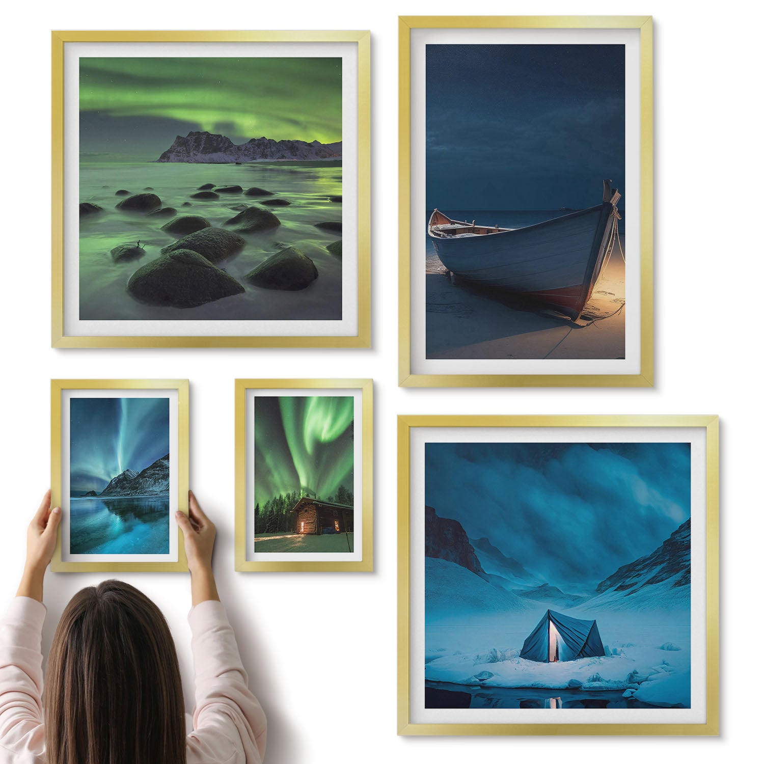 Galeria ścienna 5-częściowy komplet obrazów w złotych ramach - Zimowe pejzaże z zorzą polarną i nocnym niebem - ArtPrintCave