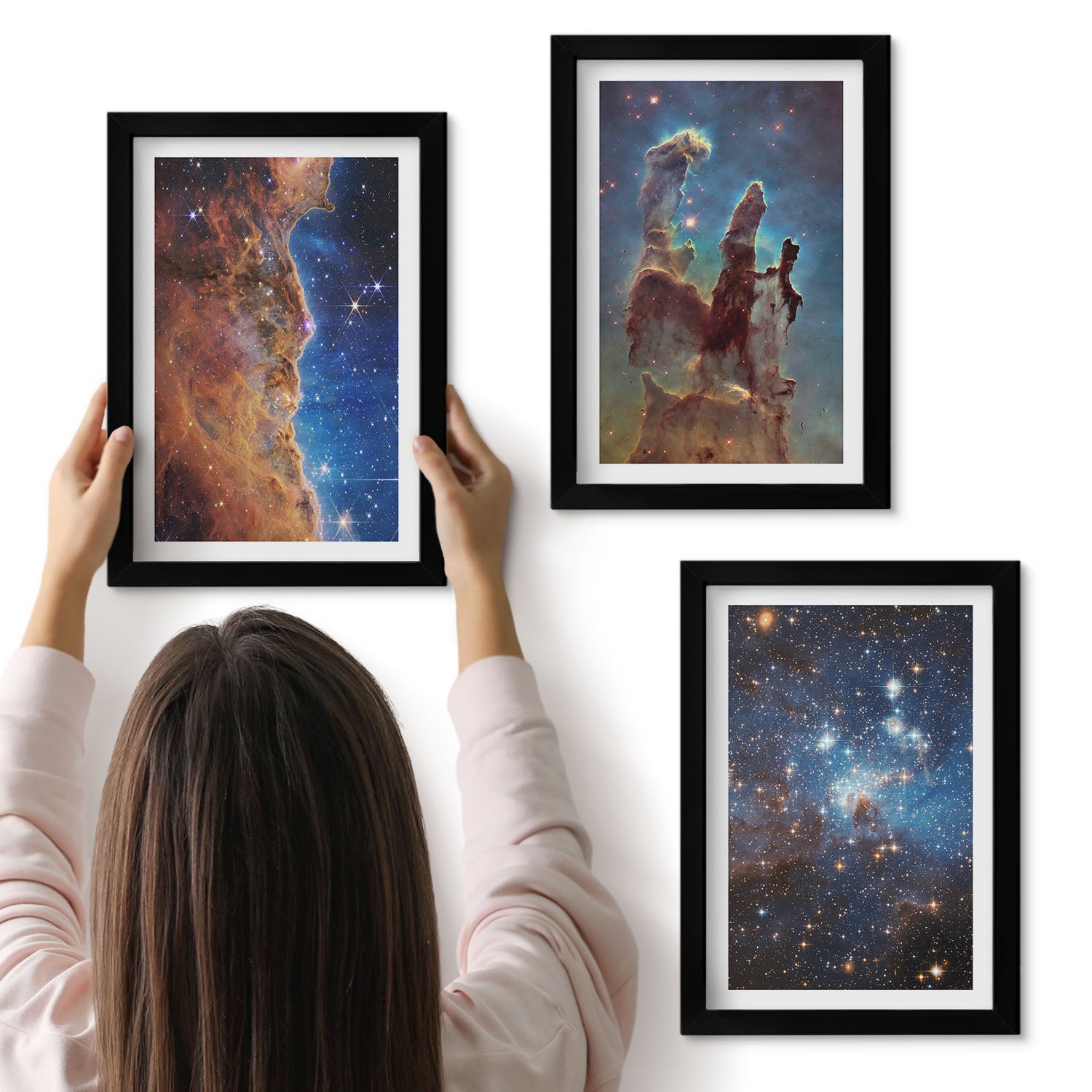 Galeria ścienna 3-częściowy komplet obrazów w czarnych ramach - Kosmiczne krajobrazy z galaktykami i mgławicami - ArtPrintCave