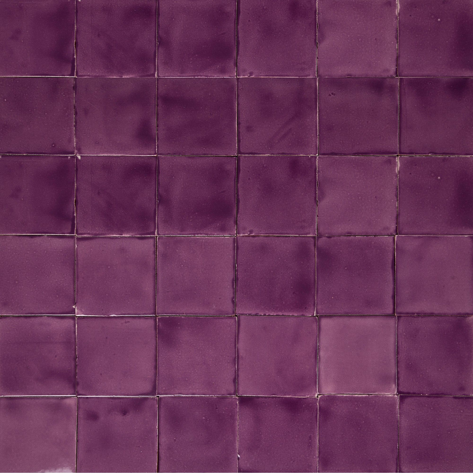Płytki ceramiczne 10,5×10,5 cm jednokolorowe – Lila Deslavado – 90 sztuk – do łazienki, kuchni, salonu.