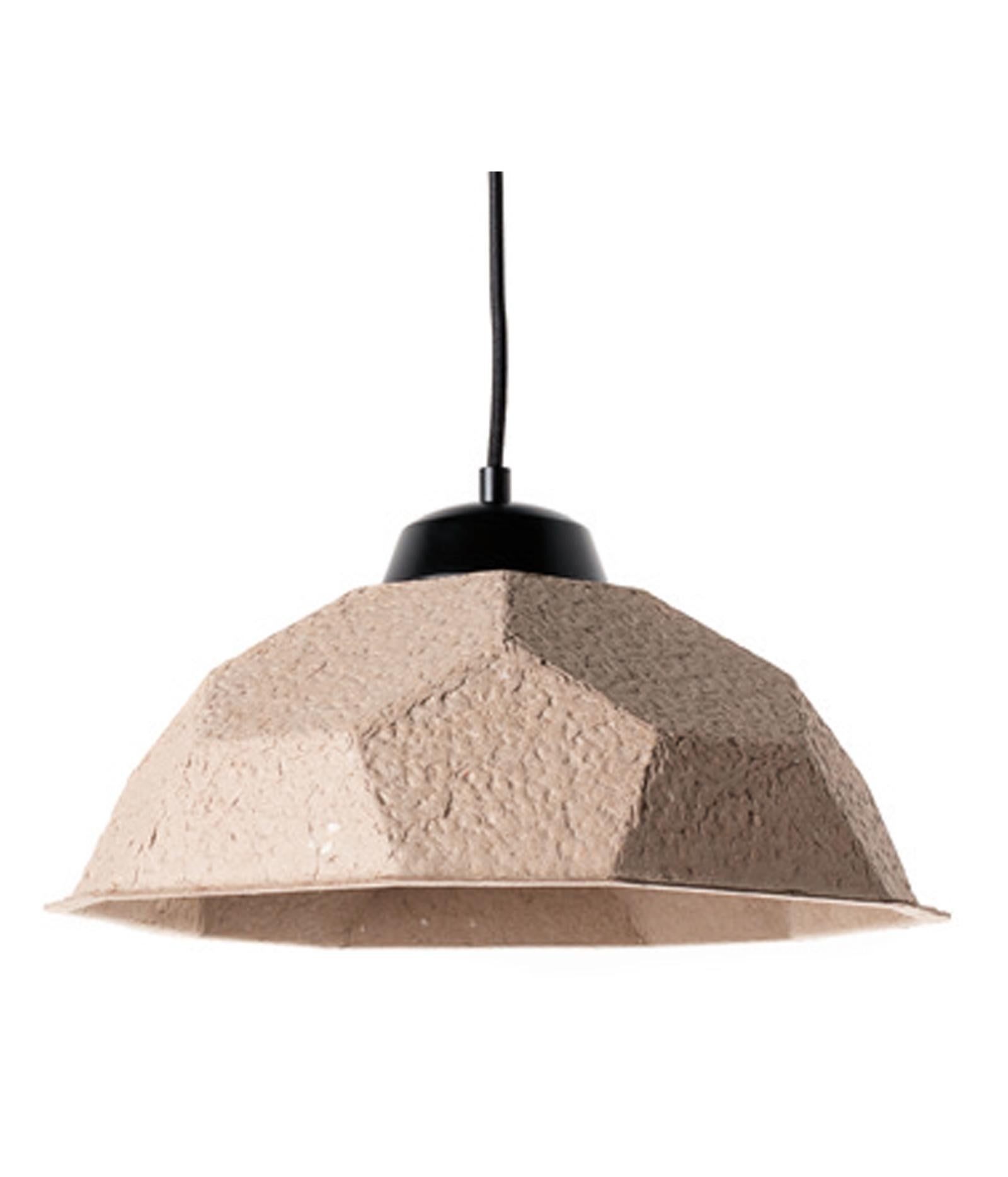 Lampa wisząca Egg z kartonu z recyklingu, gołębi szary, oprawka E27, maks. 40 W, regulowany przewód, ekologiczny design