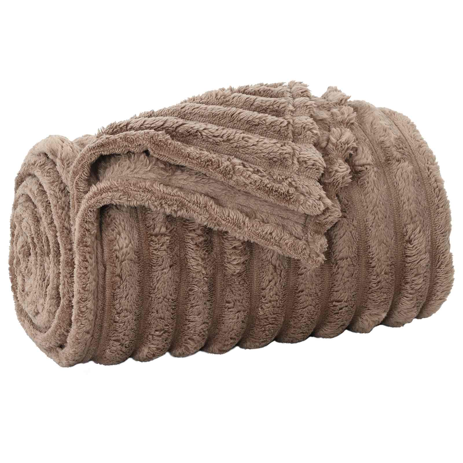 Koc Polarowy Narzuta na Łóżko 240x270 cm 260 g/m² Camel