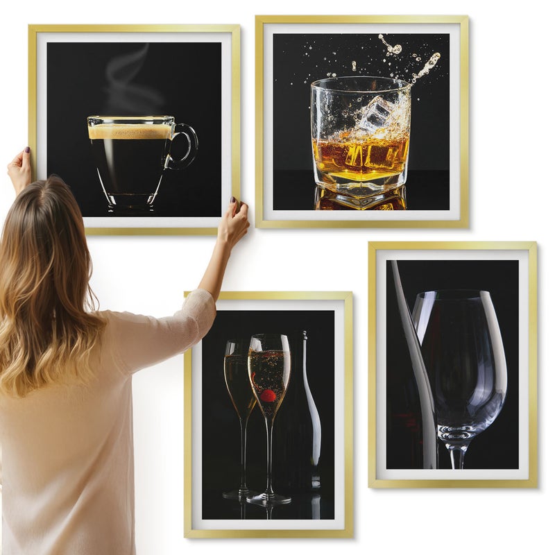 Galeria ścienna 4-częściowy komplet obrazów w złotych ramach - Whisky wino szampan kawa napoje - ArtPrintCave
