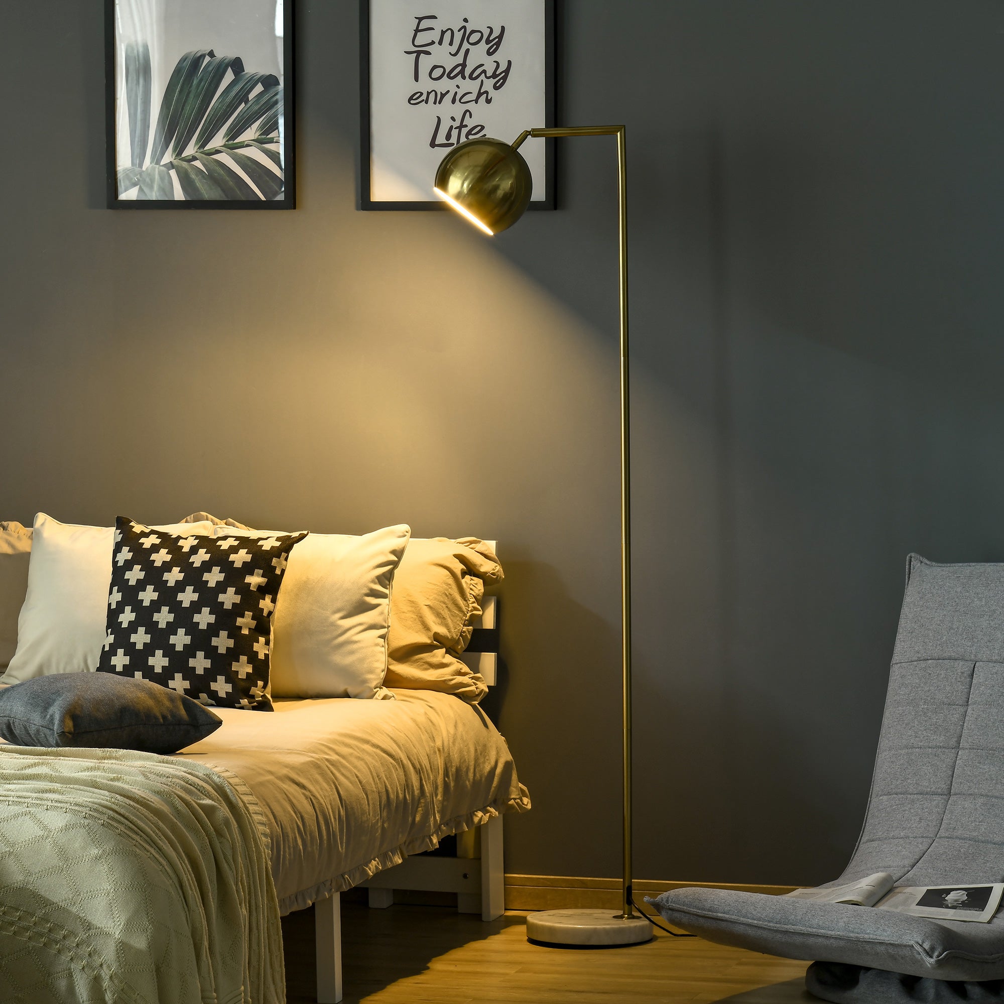 Nowoczesna lampa podłogowa z regulowanym kloszem w stylu vintage, kompatybilna z gwintem E27 40 W – złota
