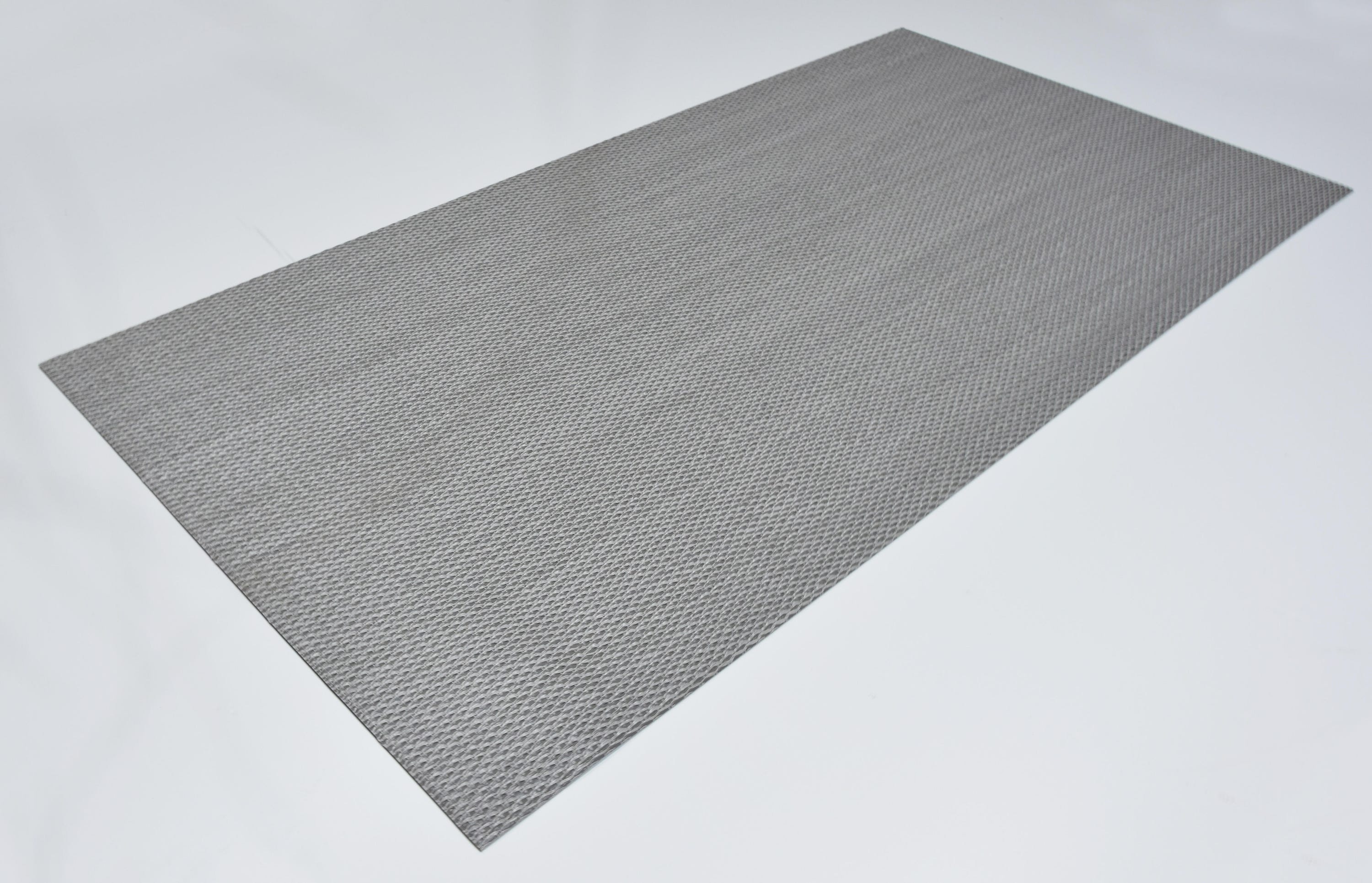 Płaski dywan PVC do wnętrz/na zewnątrz Dallas 017 srebrny z antypoślizgowym spodem 60x120cm