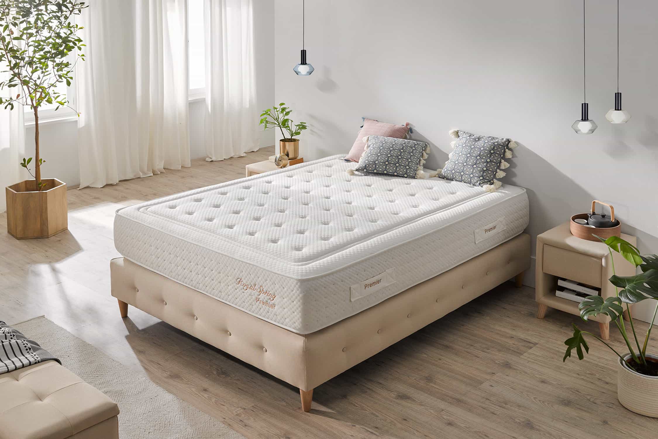 Materac Royal Spring Premier Latex HR 30, 140x190cm - Moonia