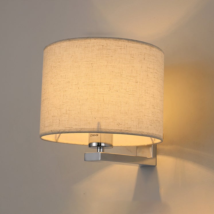 Lampa ścienna z materiałowym abażurem i żarówką nowoczesne lampy ścienne montowana na ścianie lampka nocna lampa ścienna z gniazdem ciepła biel