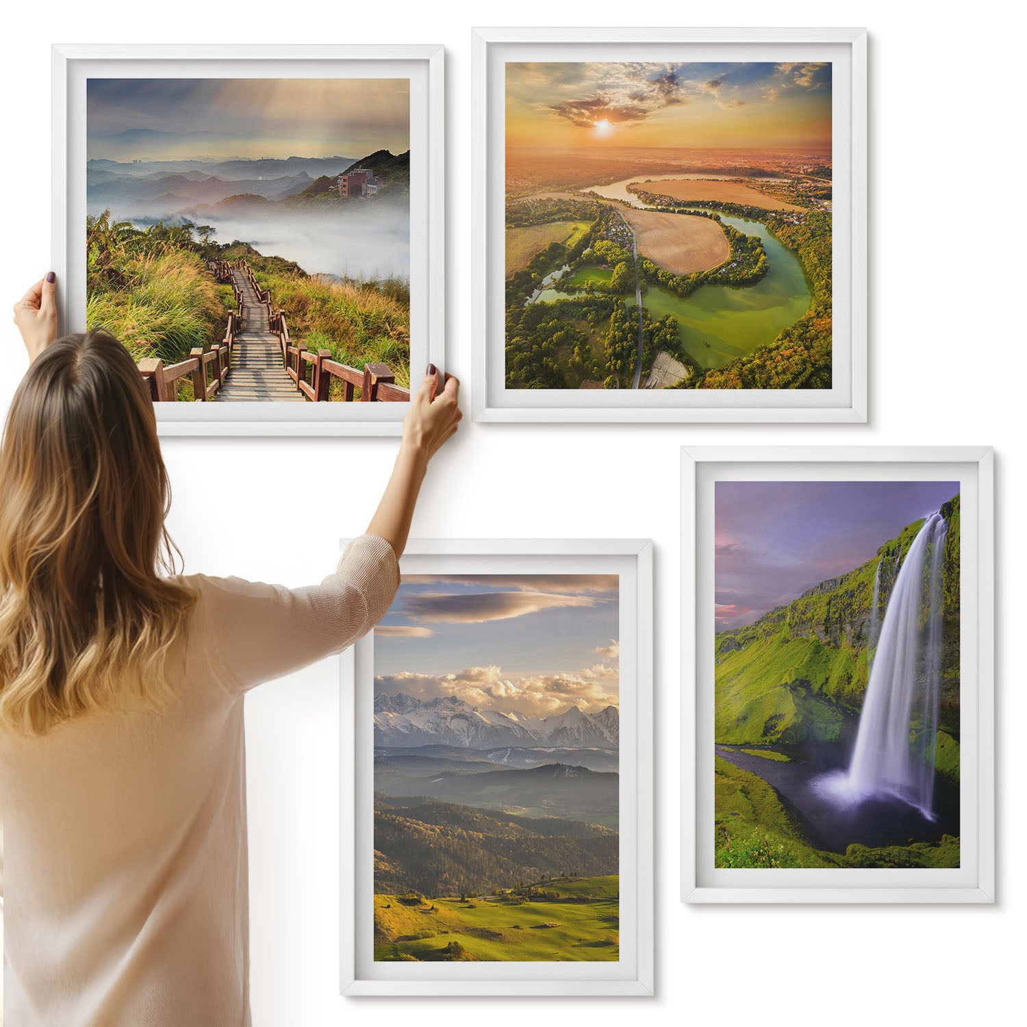 Galeria ścienna 4-częściowy komplet obrazów w białych ramach - Widoki górskie rzeki i wodospadu w naturze - ArtPrintCave