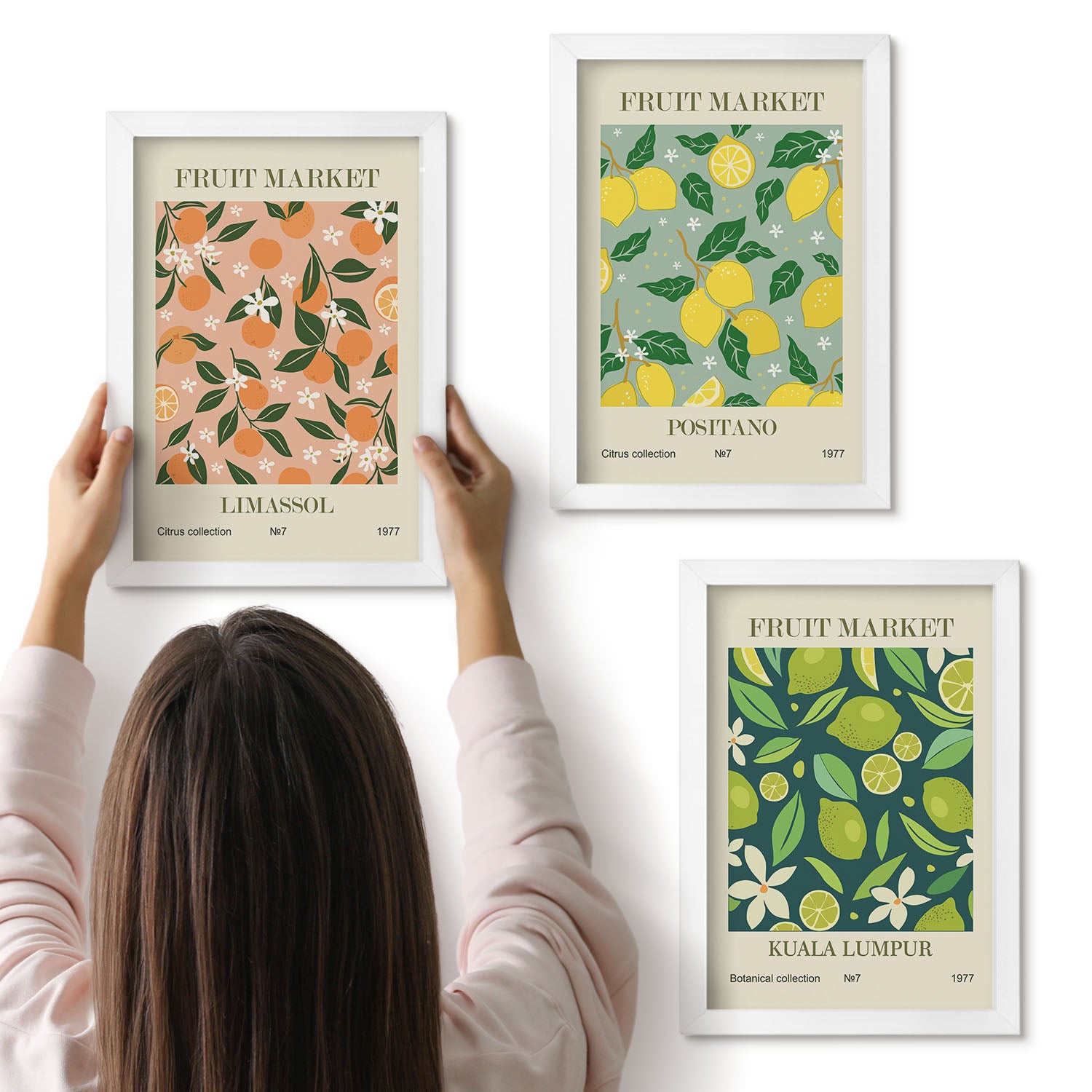 Galeria ścienna 3-częściowy komplet obrazów w białych ramach - Owocowe wzory z cytrusami i kwiatami vintage - ArtPrintCave