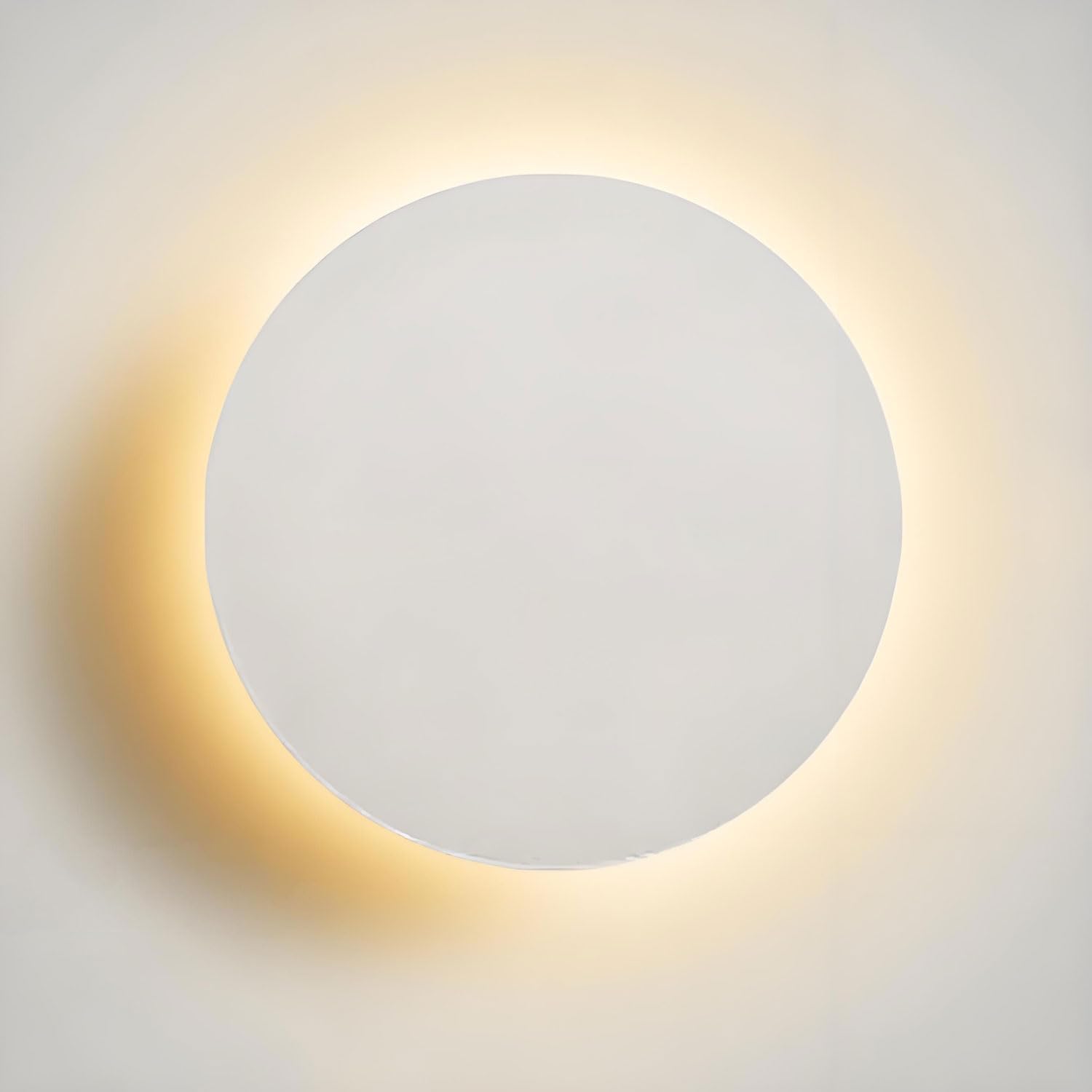 Kinkiet LED, 20 cm, ciepłe białe światło 3000K, klosz okrągły, biały, odpowiedni do sypialni, korytarzy i przejść.