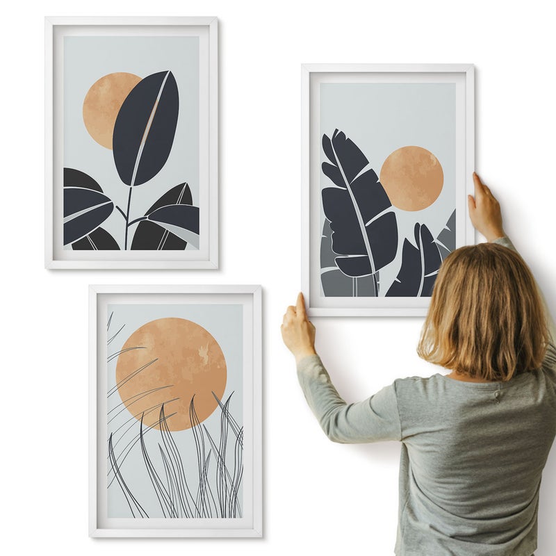Galeria ścienna 3-częściowy komplet obrazów w białych ramach - Roślinne wzory z dużymi słońcami styl minimalistyczny - ArtPrintCave