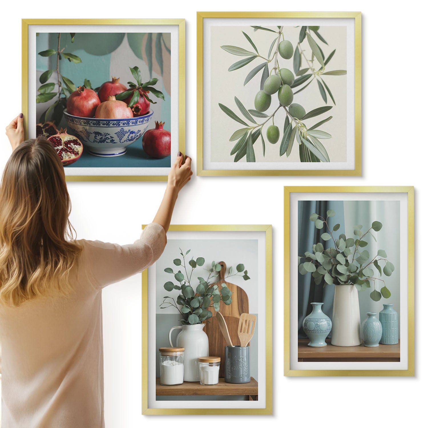 Galeria ścienna 4-częściowy komplet obrazów w złotych ramach - Zielone oliwki i gałązki eukaliptusa estetyczne - ArtPrintCave