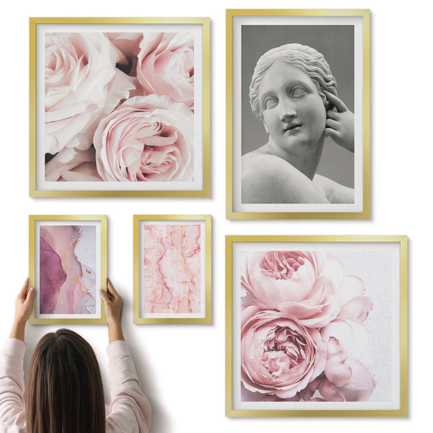 Galeria ścienna 5-częściowy komplet obrazów w złotych ramach - Kwiatowe akcenty z rzeźbą w stylu klasycznym - ArtPrintCave