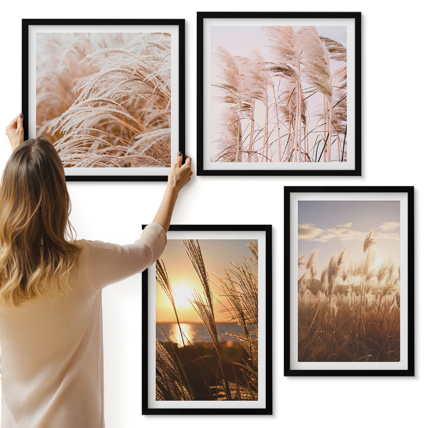 Galeria ścienna 4-częściowy komplet obrazów w czarnych ramach - Delikatne trawy boho pola o zachodzie słońca - ArtPrintCave