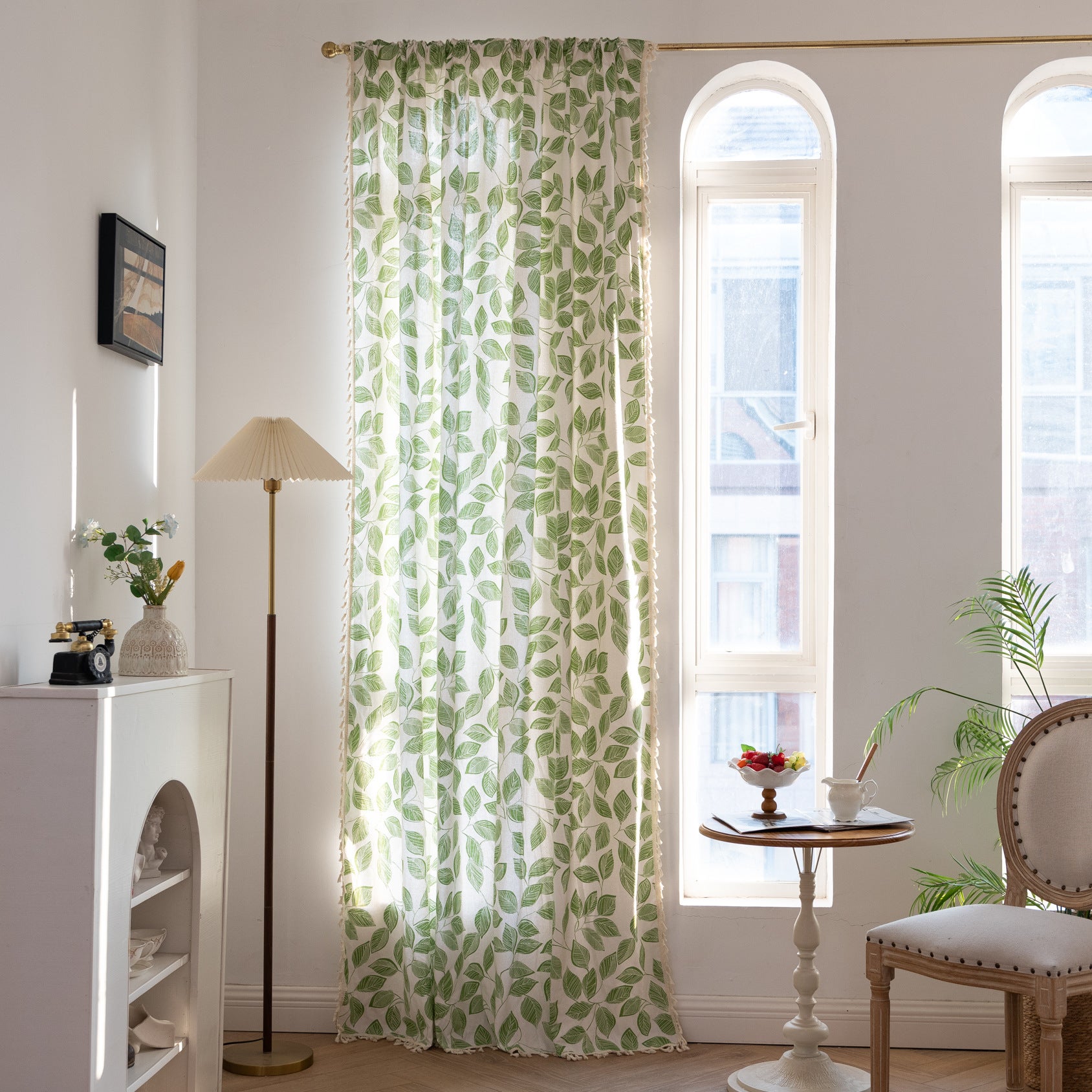 Zasłony z wzorem zielonych liści, zasłony dekoracyjne, zasłony półprzezroczyste, wys. 220 cm x szer. 150 cm.