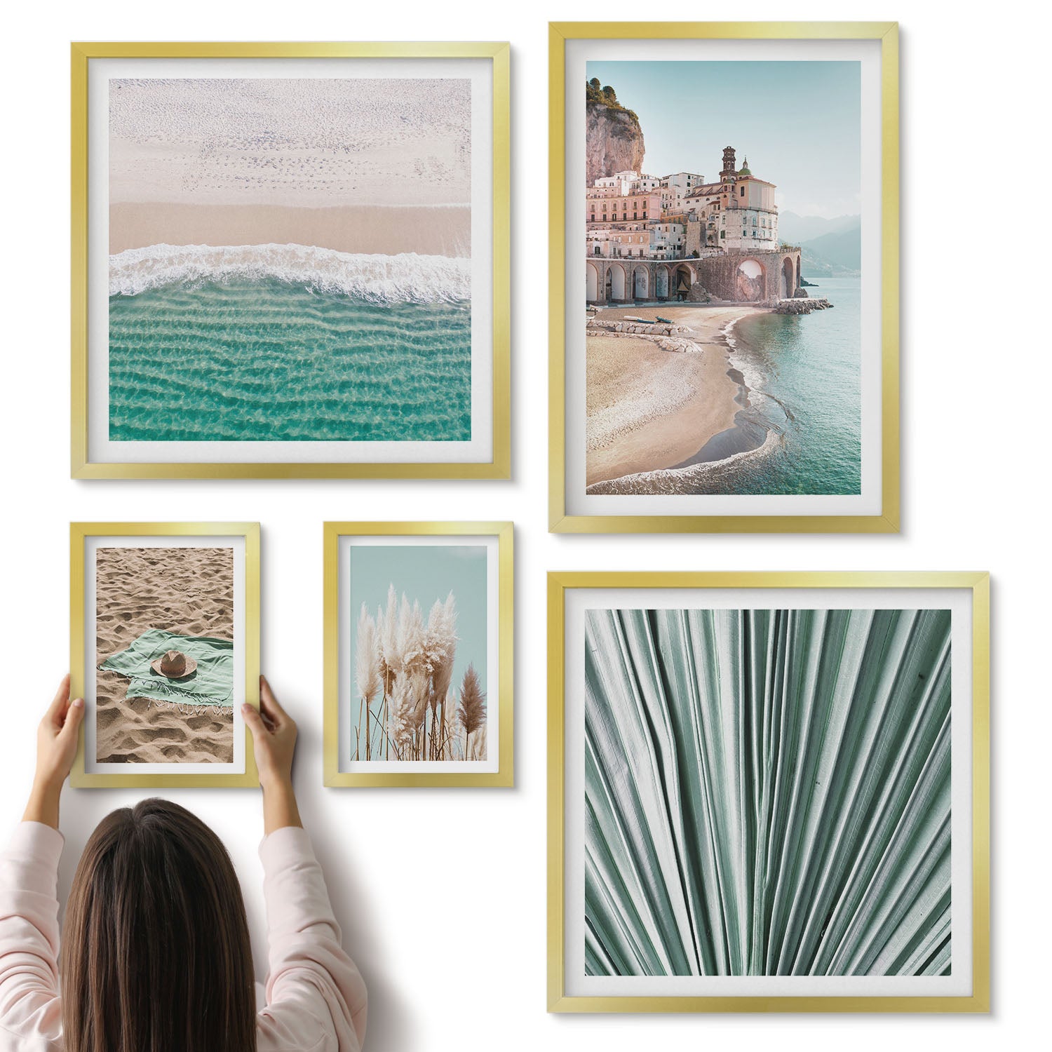 Galeria ścienna 5-częściowy komplet obrazów w złotych ramach - Stylowe widoki nadmorskie z plażami i roślinnością - ArtPrintCave