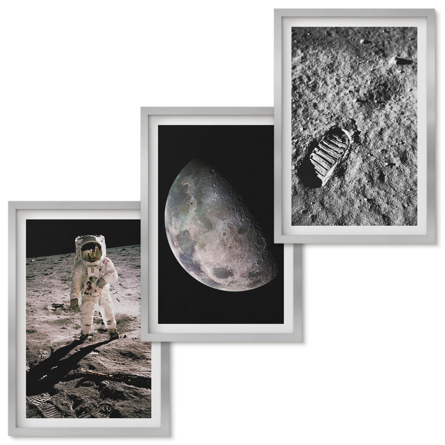 Zestaw obrazów w ramie - 3 części | Astronauta na Księżycu ślad stopy zdjęcia | Srebrna ramka