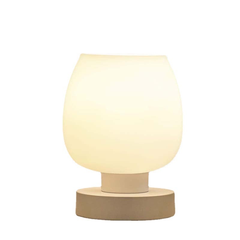 Lampka nocna USB dotykowa mała szklana lampka do sypialni salonu Lampka nocna biurkowa żarówka LED trzeciej prędkości