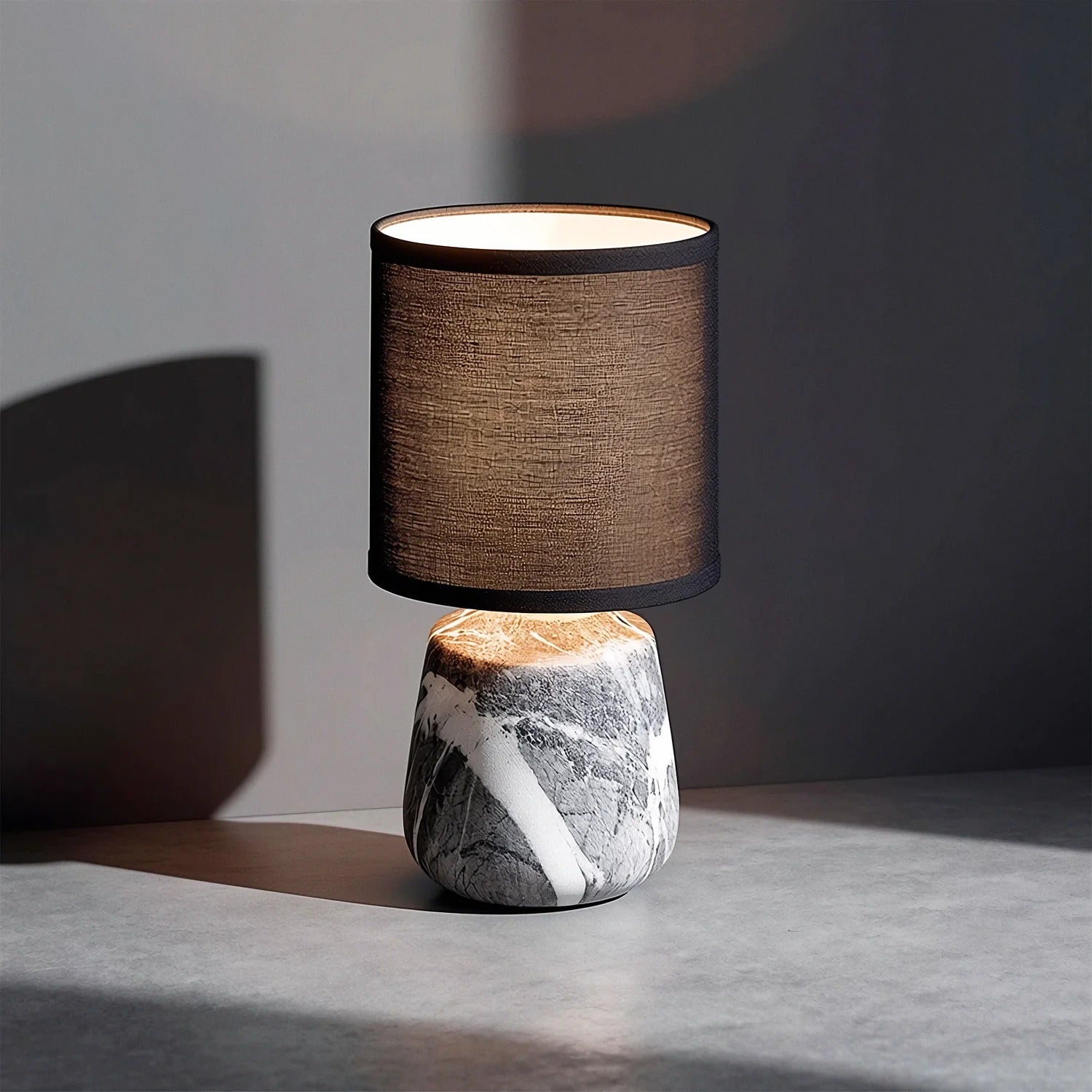 Lampa stołowa czarny abażur Nalisa 1xE14x40W ceramika / gips czarna wym:24x12,5x12,5cm IP20 Rabalux