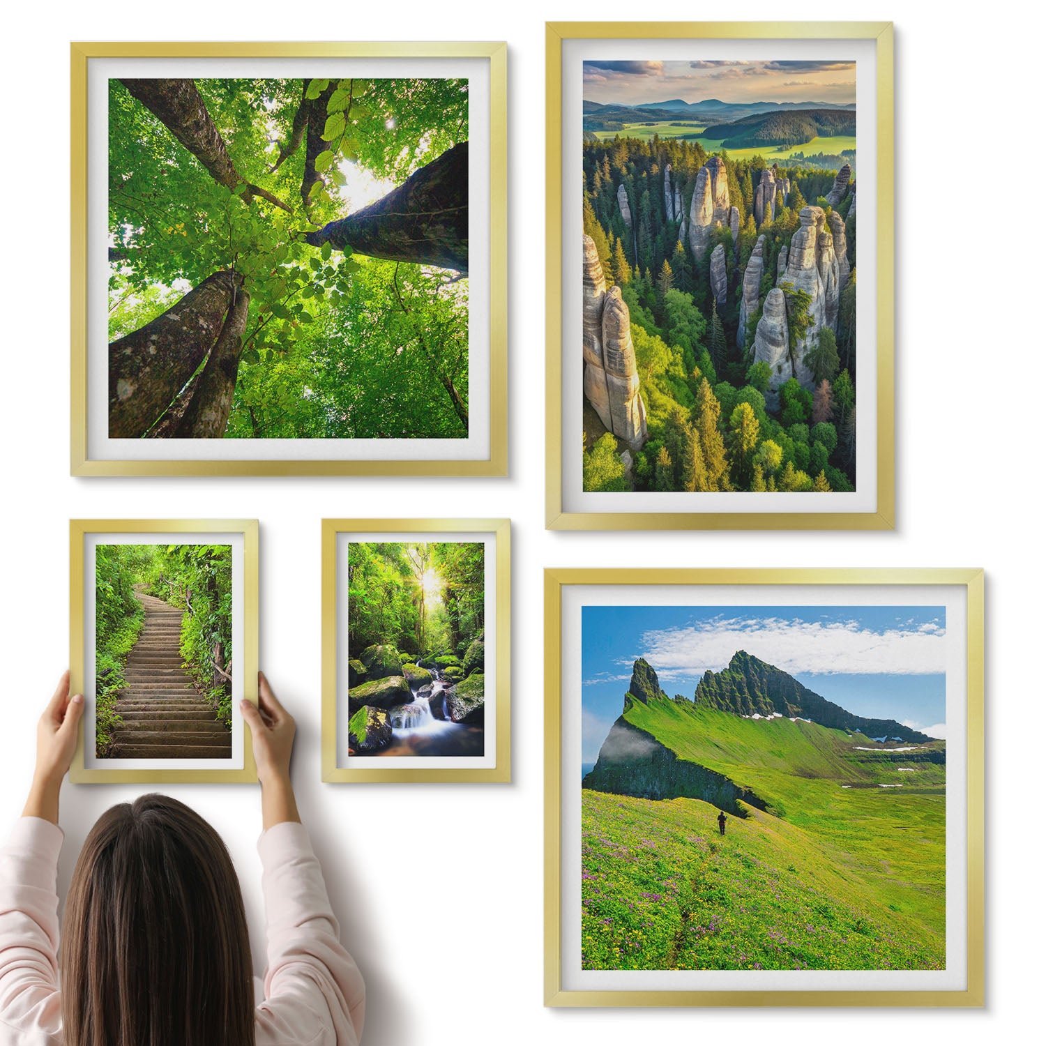 Galeria ścienna 5-częściowy komplet obrazów w złotych ramach - Zielone krajobrazy z naturą i malowniczymi ścieżkami - ArtPrintCave