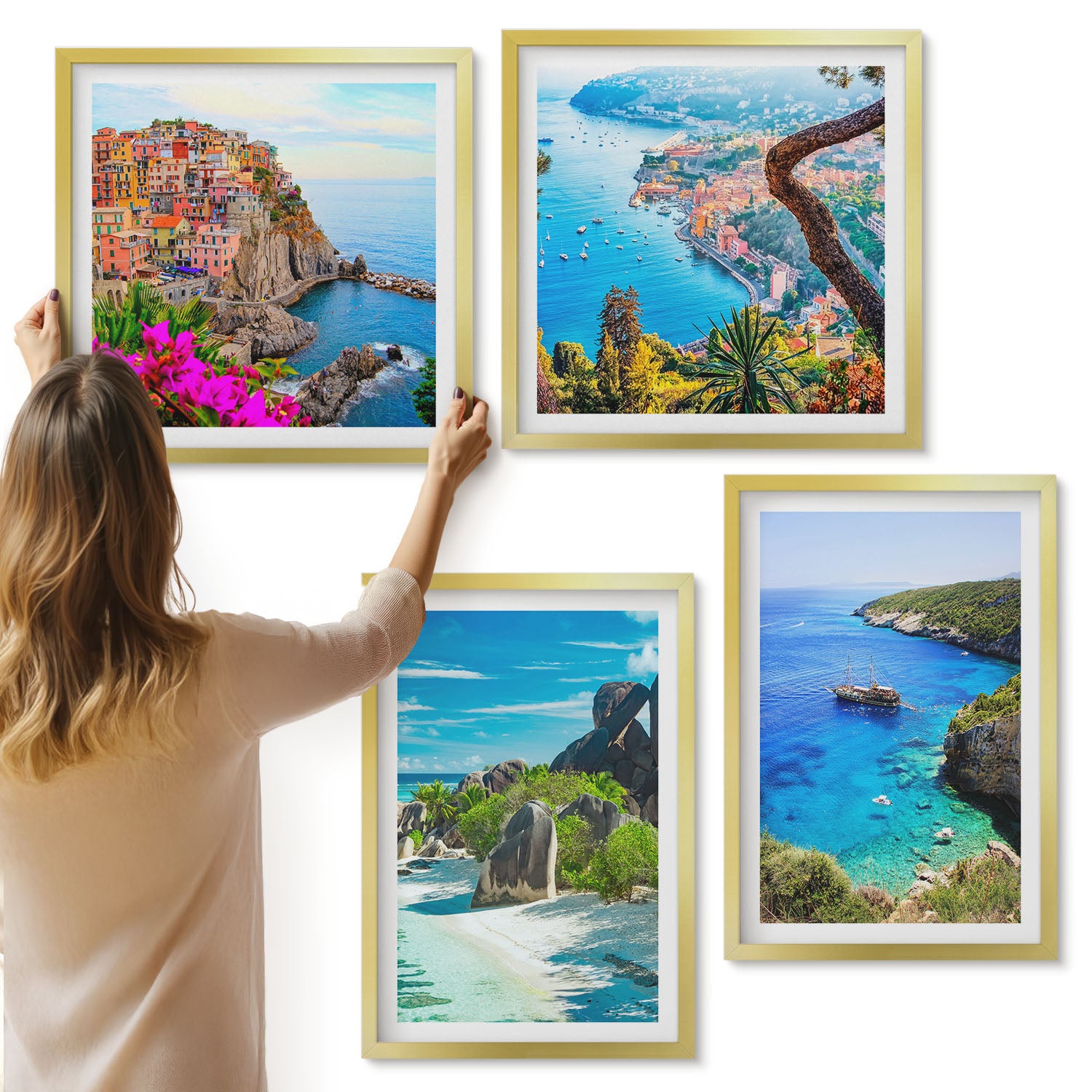 Galeria ścienna 4-częściowy komplet obrazów w złotych ramach - Widoki nadmorskie z palmami i błękitną wodą - ArtPrintCave
